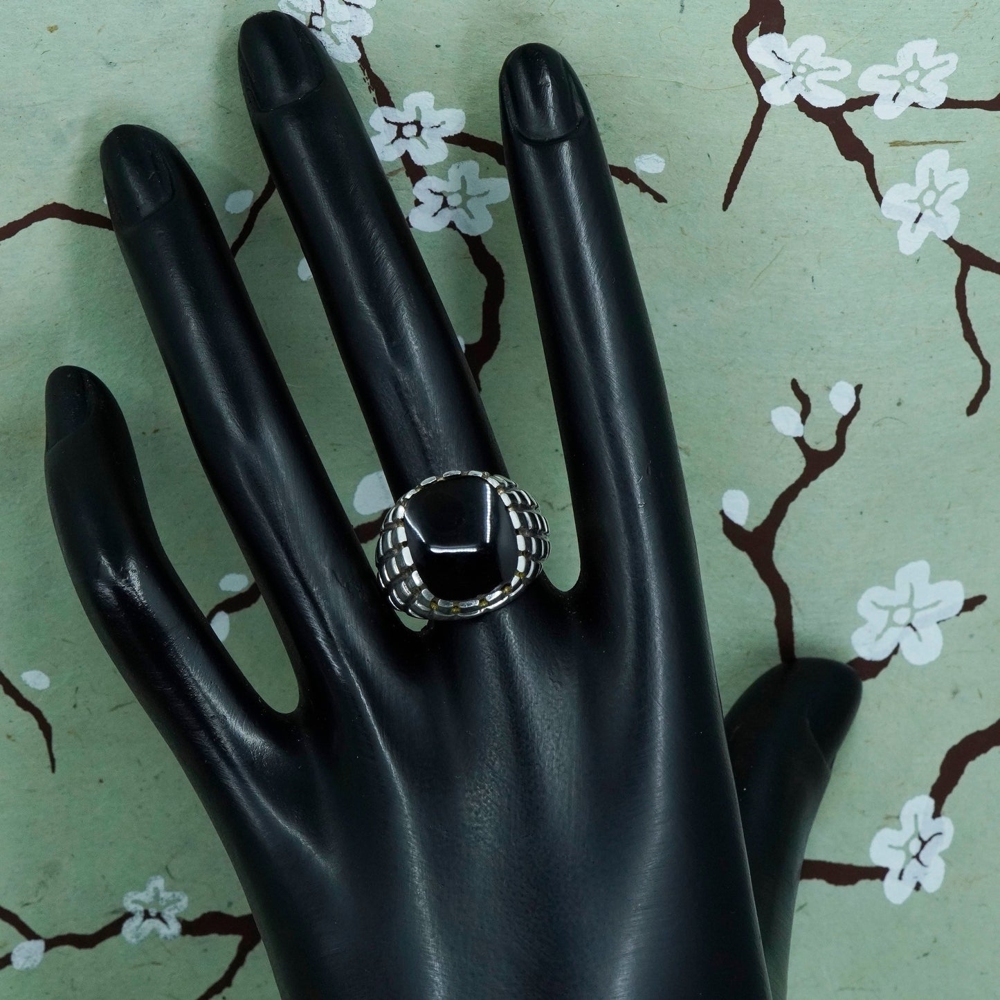 Size 8.5, vintage Sterling 925 silver handmade statement ring with onyx