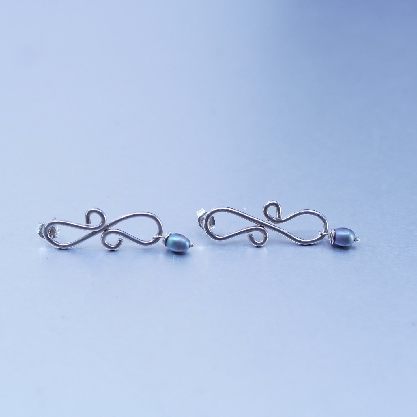 Vintage Sterling 925 silver handmade spiral earrings with black pearl