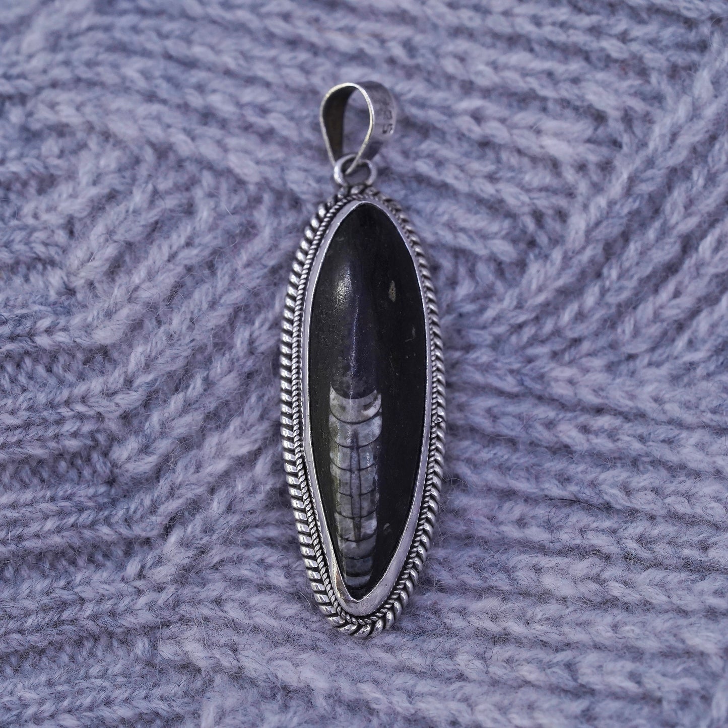 Vintage Sterling 925 silver pendant with Orthoceras fossil shell inlay cable