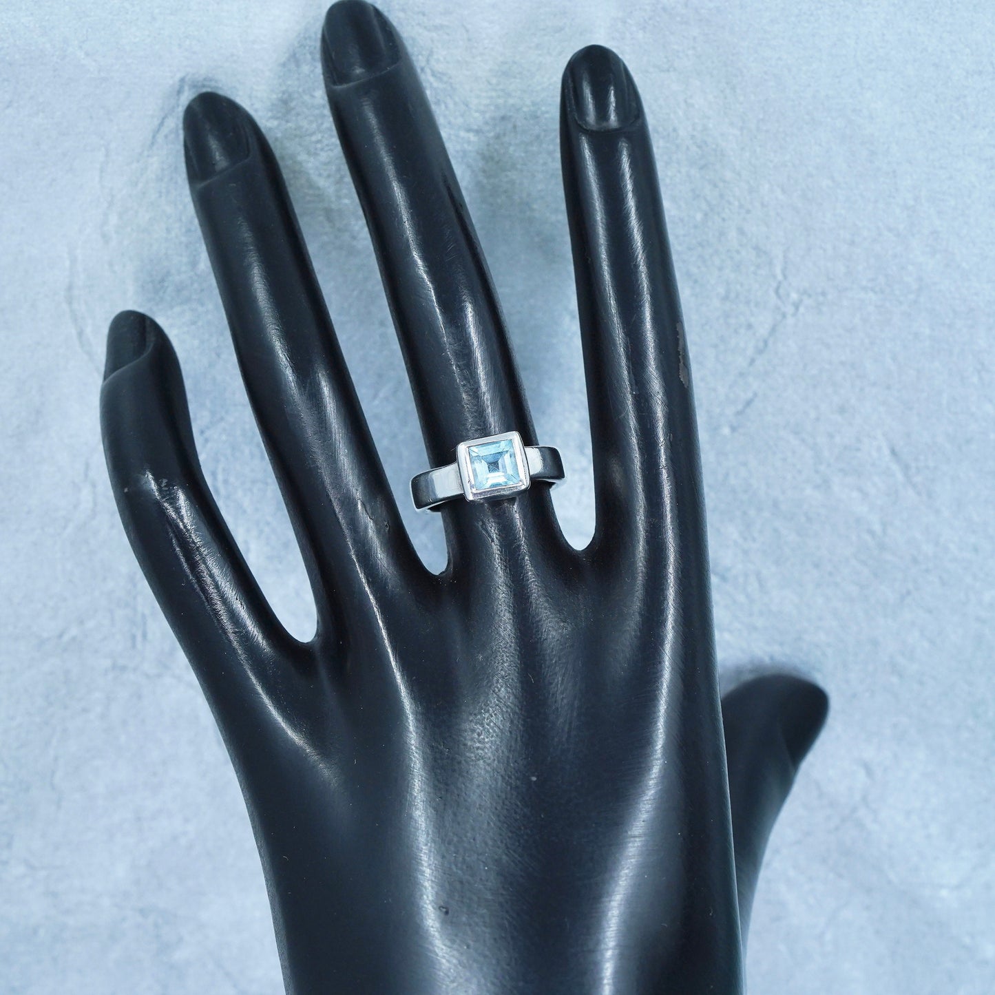 Size 6.5, vintage Sterling 925 silver handmade band ring with square topaz
