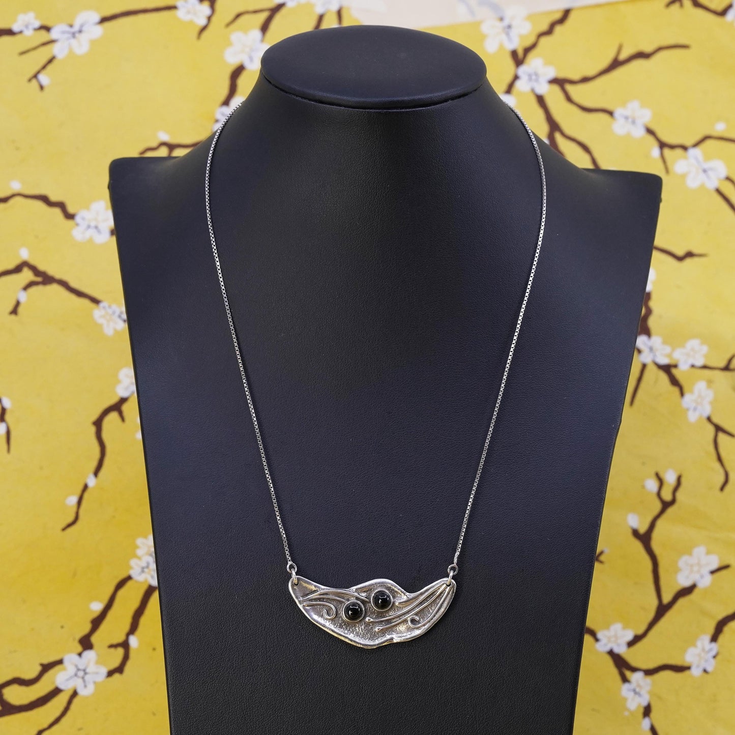 18”, vintage Addy Ronen Israel Sterling Silver Necklace, box chain onyx pendant