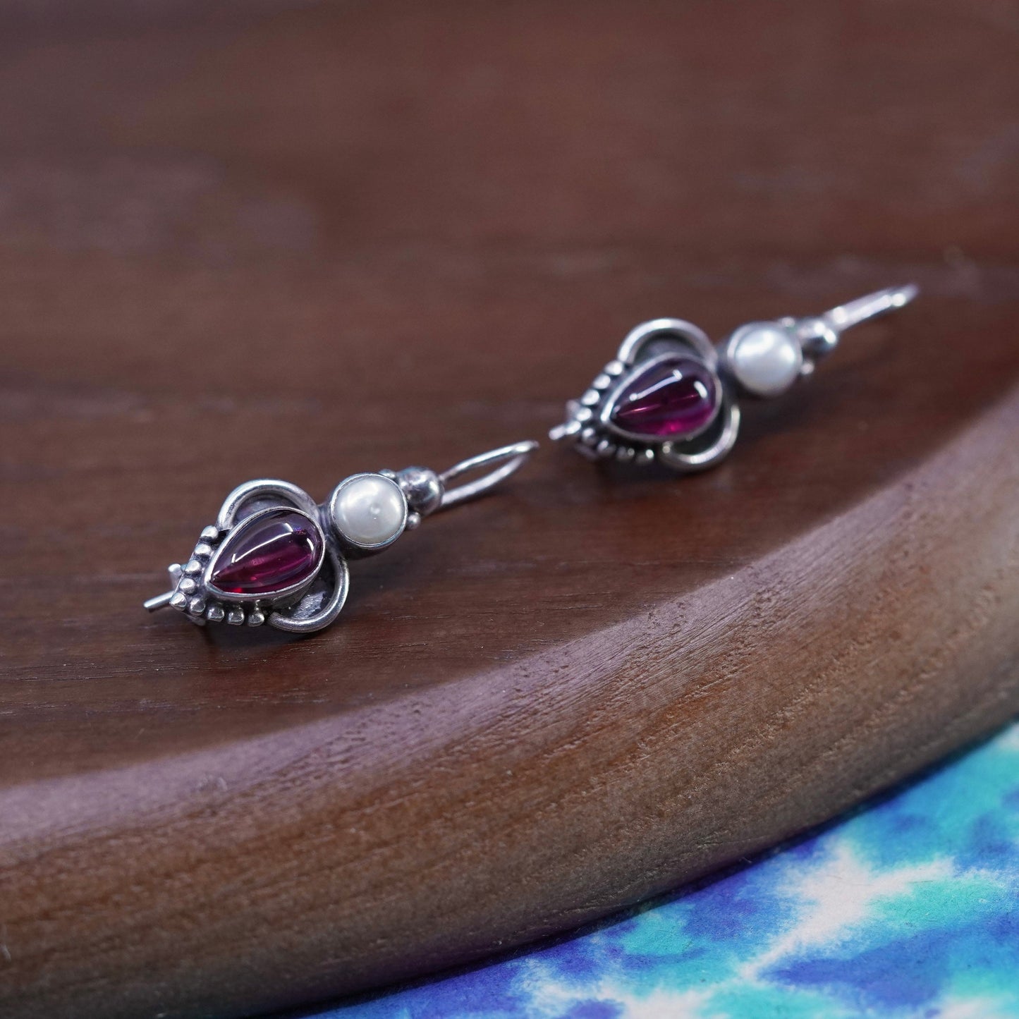 Vintage Sterling silver 925 handmade earrings with teardrop garnet and pearl