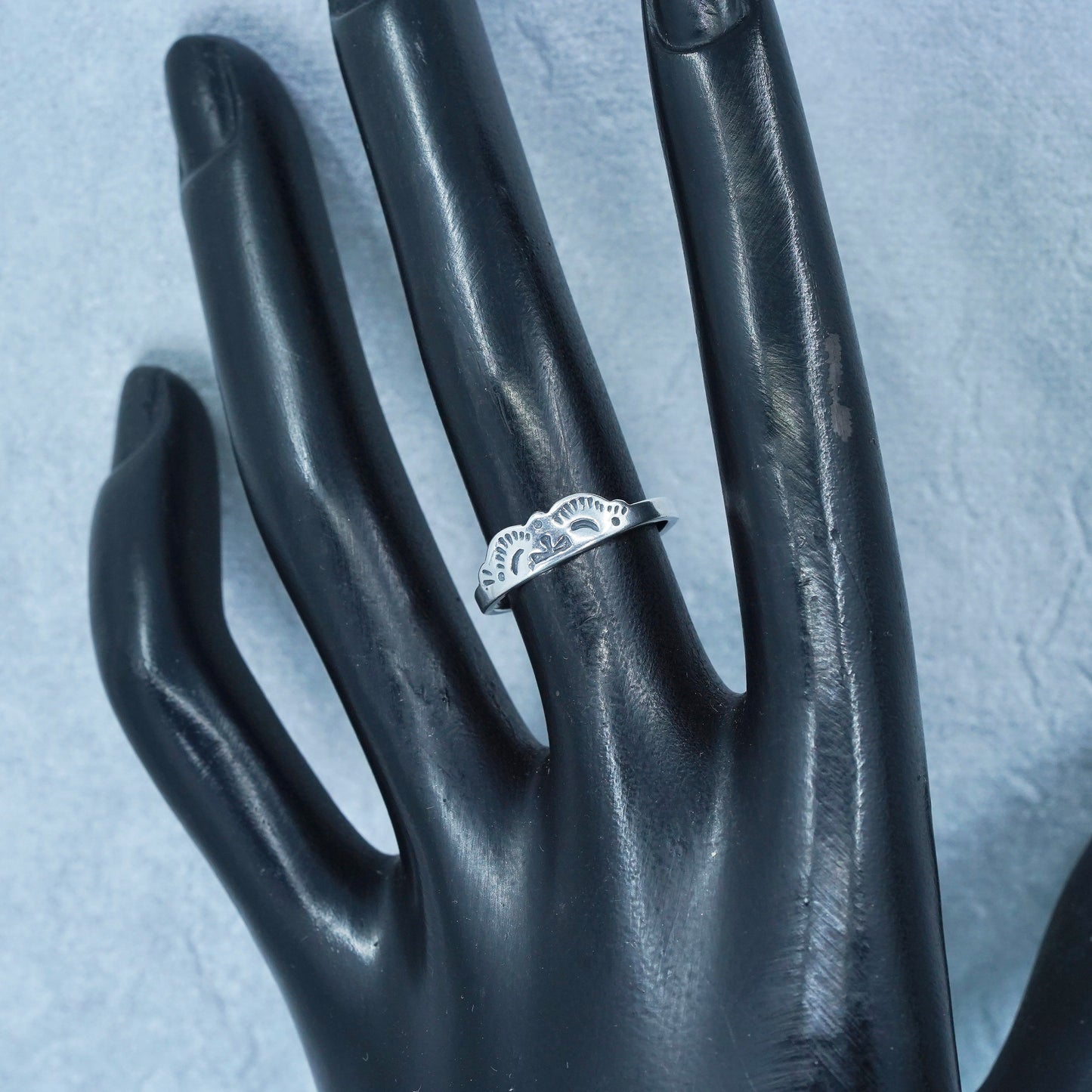 Size 6, Native American southwestern Sterling 925 silver ring, stackable band