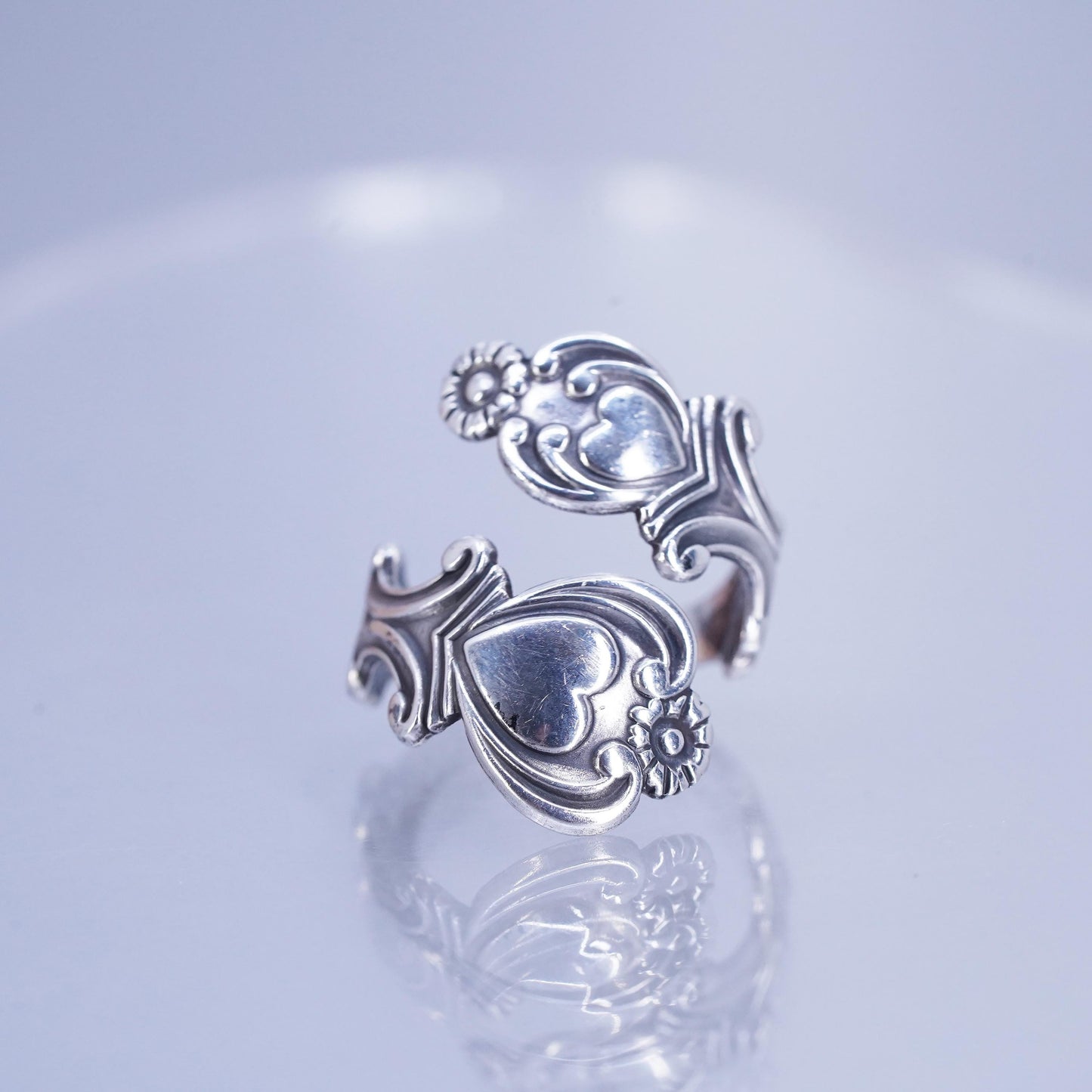 Size 7, vintage Avon Sterling 925 silver ring, wrap heart band