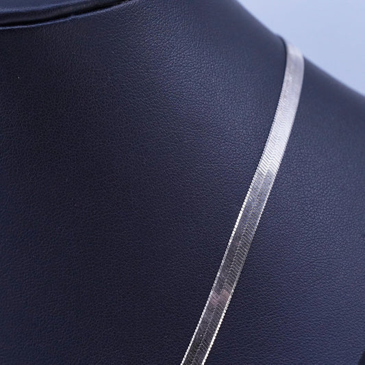 18" 4mm, vintage Italian Sterling 925 silver textured herringbone necklace