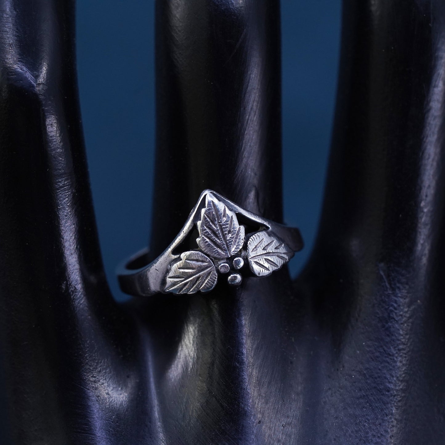 Size 8, wheeler Sterling silver handmade ring, 925 band with rose flower carved