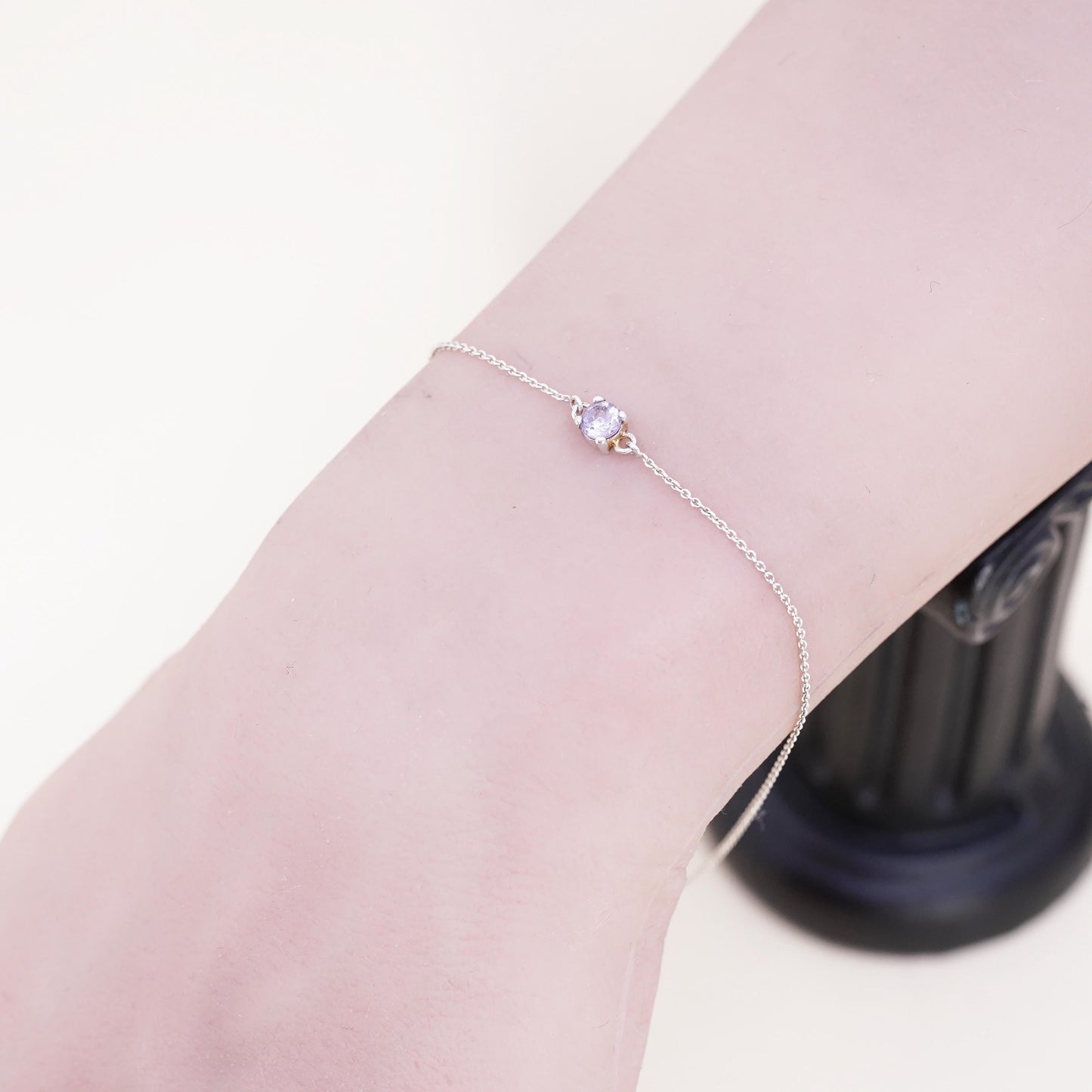 8.5”, Vintage sterling silver bracelet, 925 circle chain with amethyst