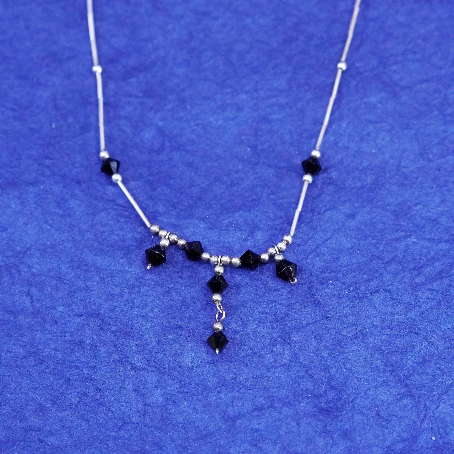 16”, Native American Navajo Sterling 925 liquid silver chain w/ obsidian beads