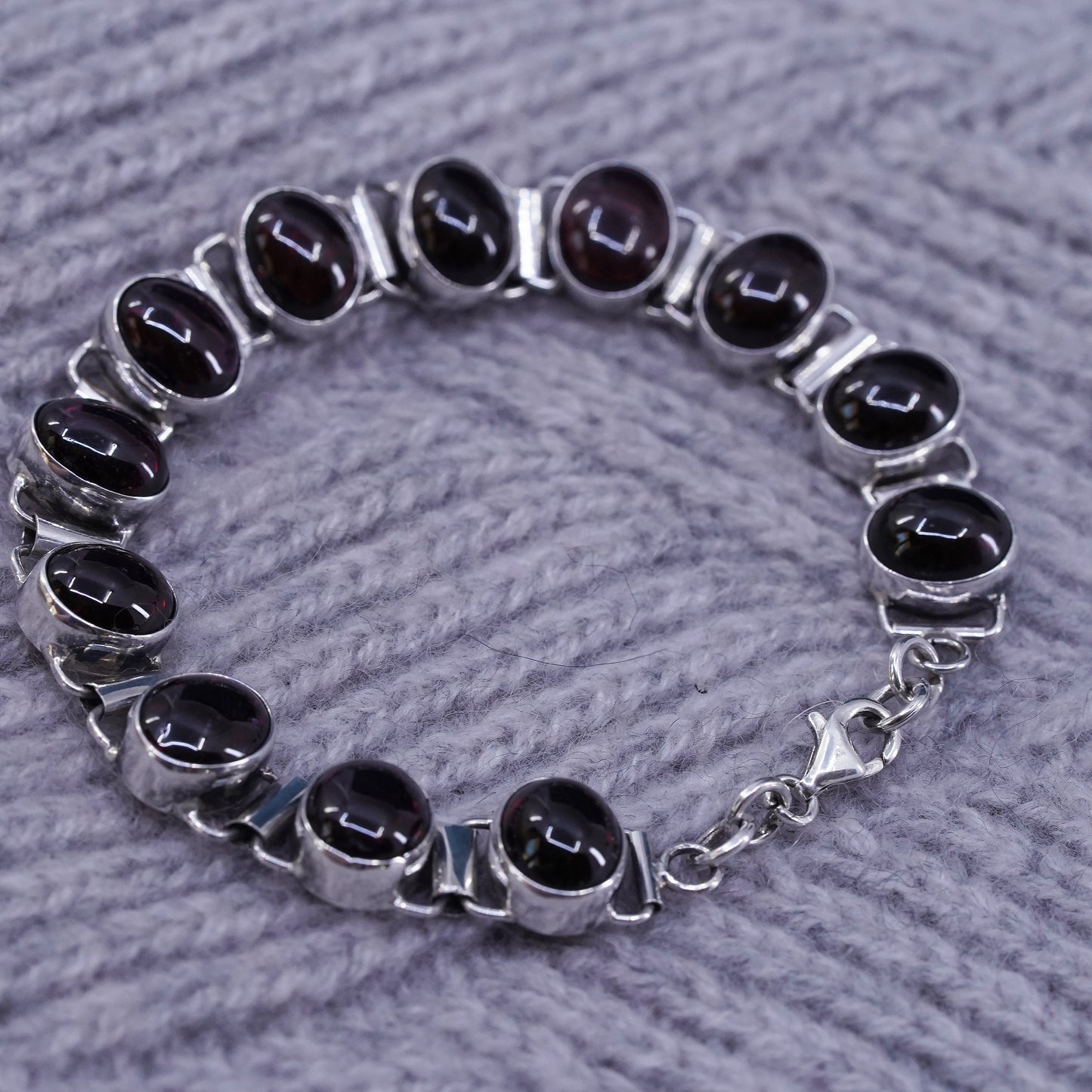 7.5", vintage Sterling 925 silver handmade tennis bracelet with oval garnet