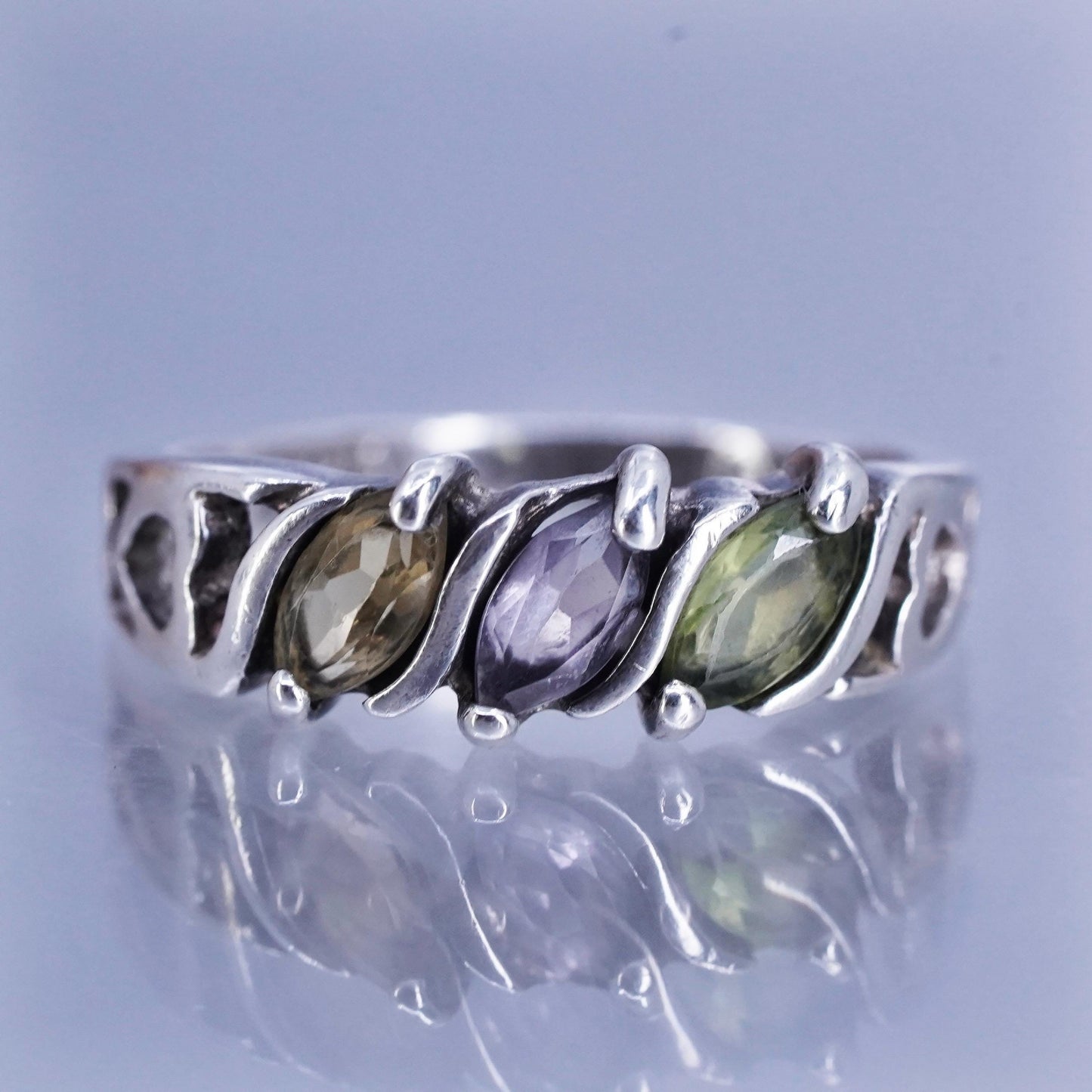 Size 5, vintage Sterling 925 silver handmade ring with amethyst peridot citrine