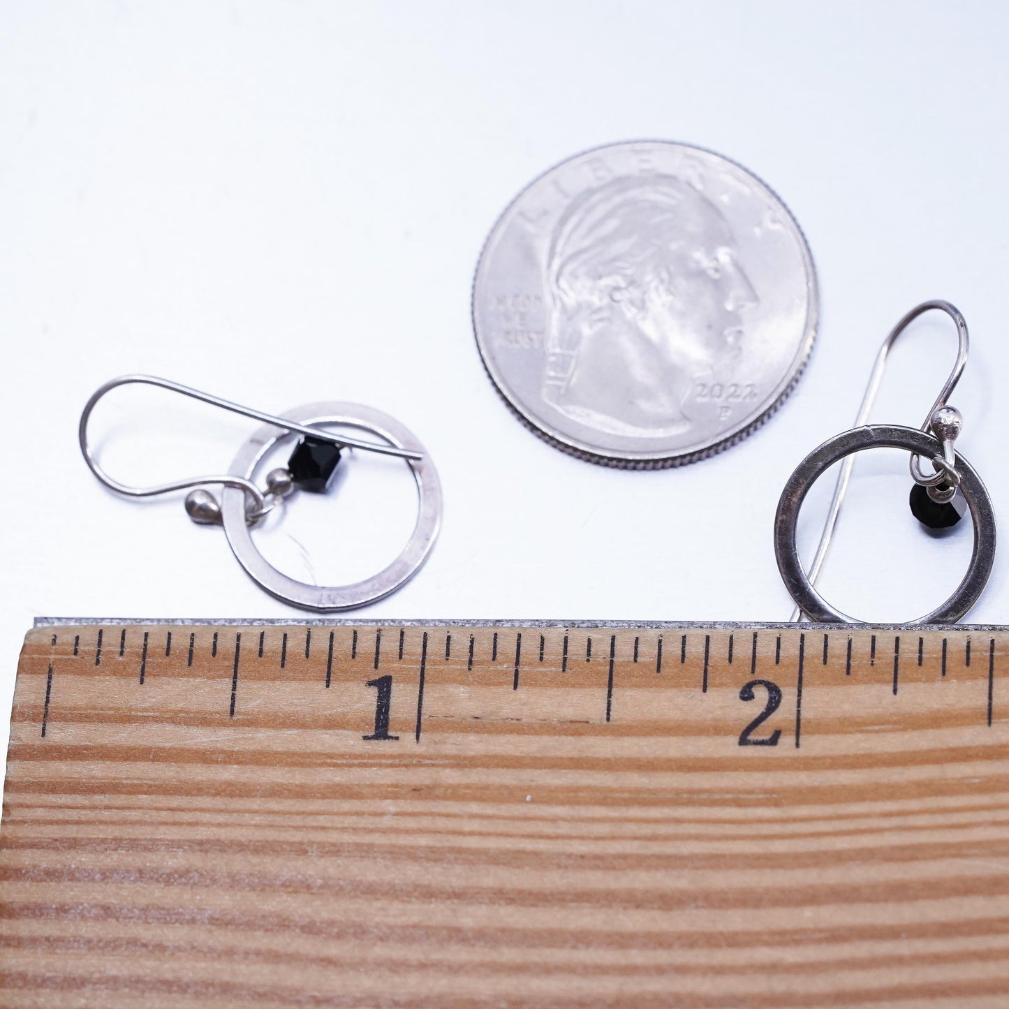 Vintage Sterling silver Handmade earrings, 925 circle with onyx bead dangles