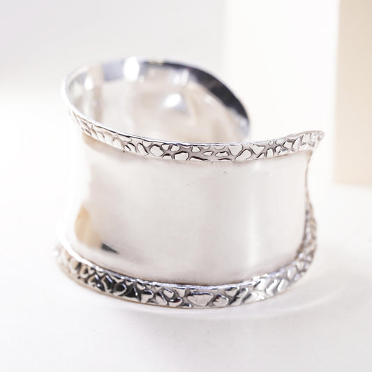 6.5", southwestern Sterling 925 silver Bracelet floral texture trim, wide cuff
