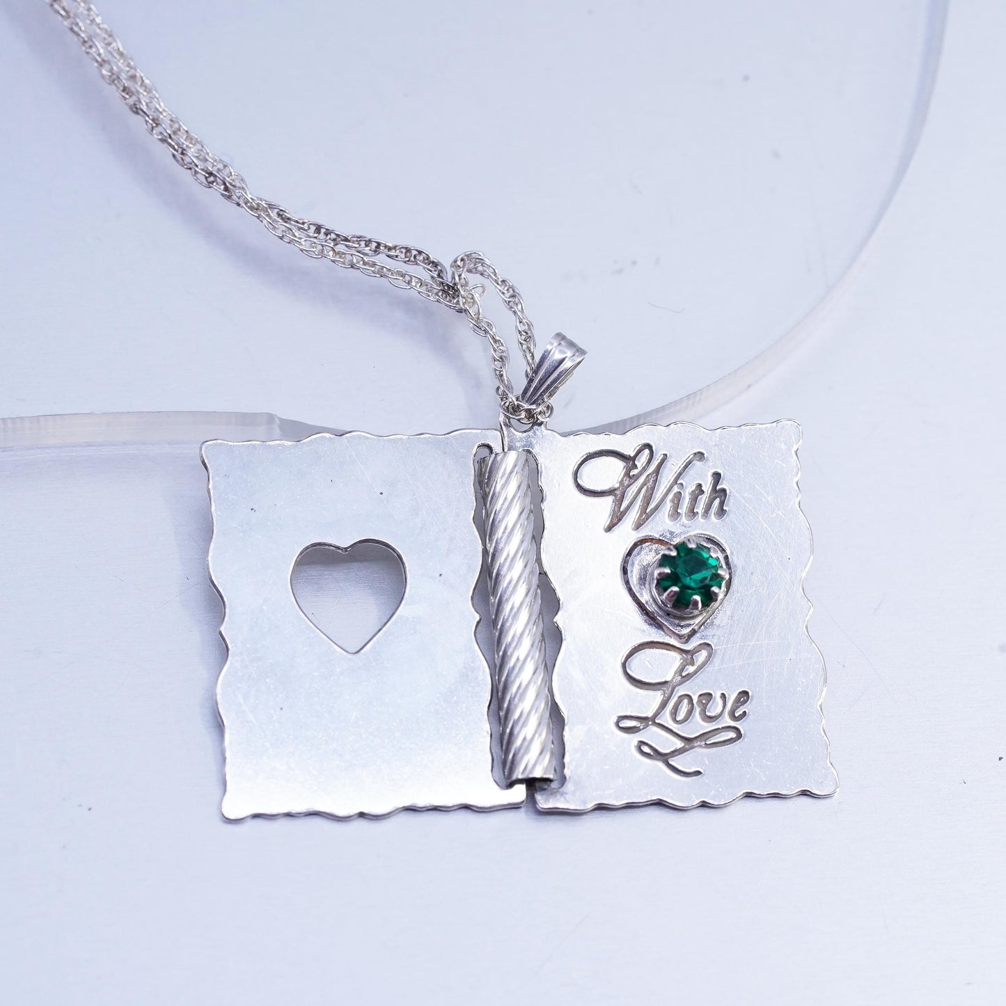 20" sterling 925 silver Singapore rope necklace emerald book pendant with love