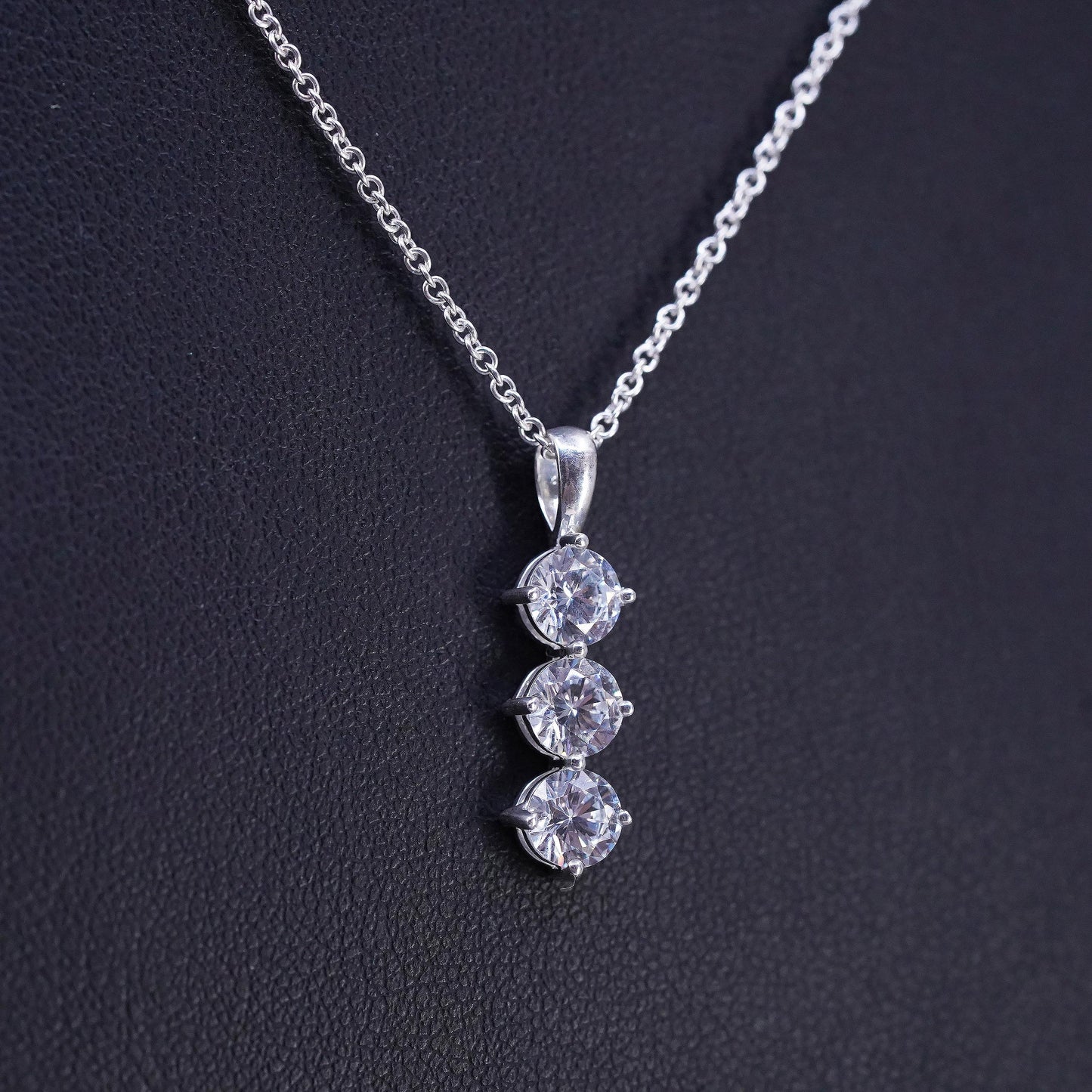16+2", vintage Sterling silver necklace, 925 circle chain w/ cluster cz pendant