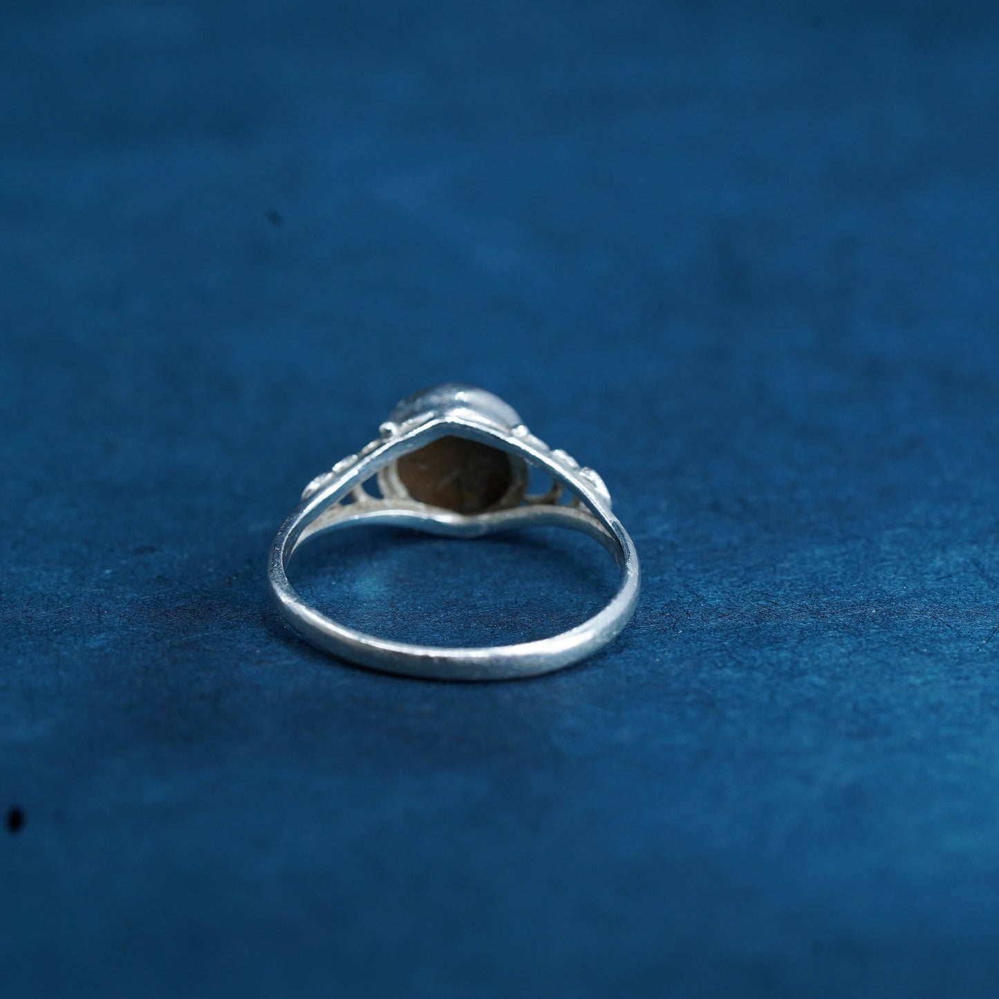 Size 7, vintage Sterling 925 silver handmade ring with golden tiger eye