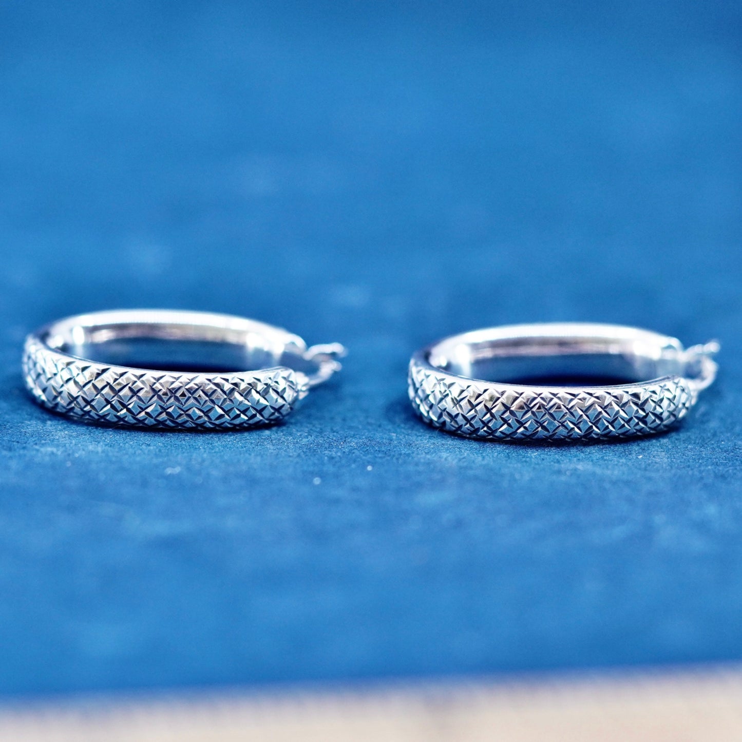 1”, vintage Sterling silver handmade earrings, textured 925 oval hoops, huggie