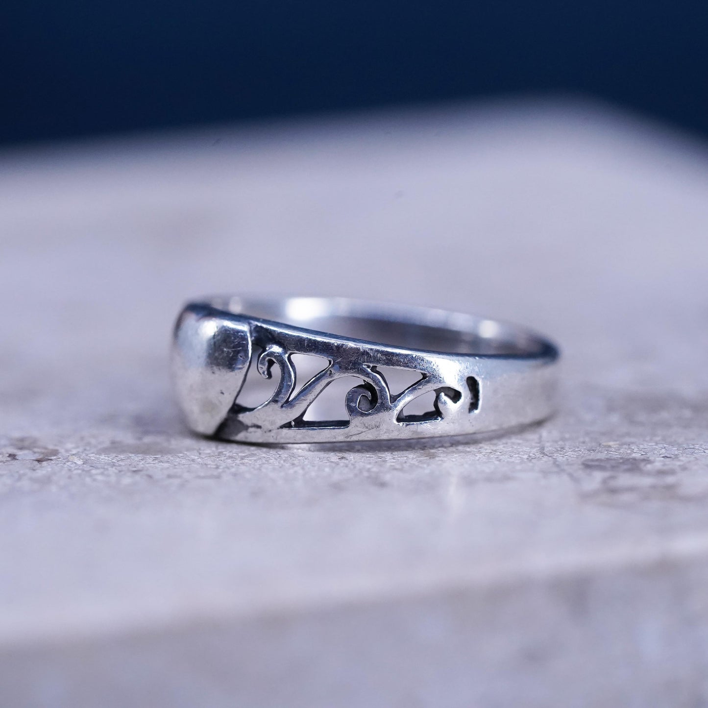 Size 5, vintage sterling silver handmade ring, 925 heart band