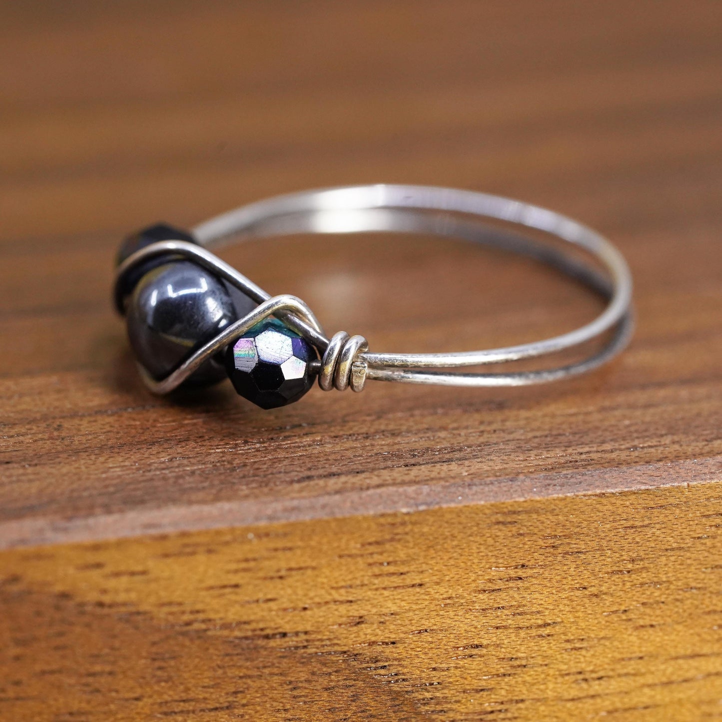 Size 9, VTG Sterling silver handmade knot ring, 925 wired band hematite bead