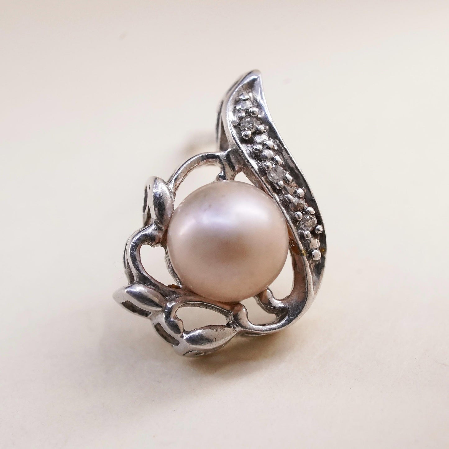 Vintage single earring. Sterling 925 silver pearl stud with diamond details