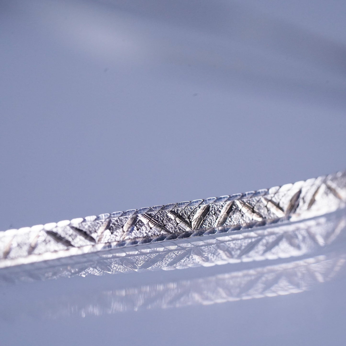 18”, vintage Italian Sterling 925 silver textured herringbone chain necklace