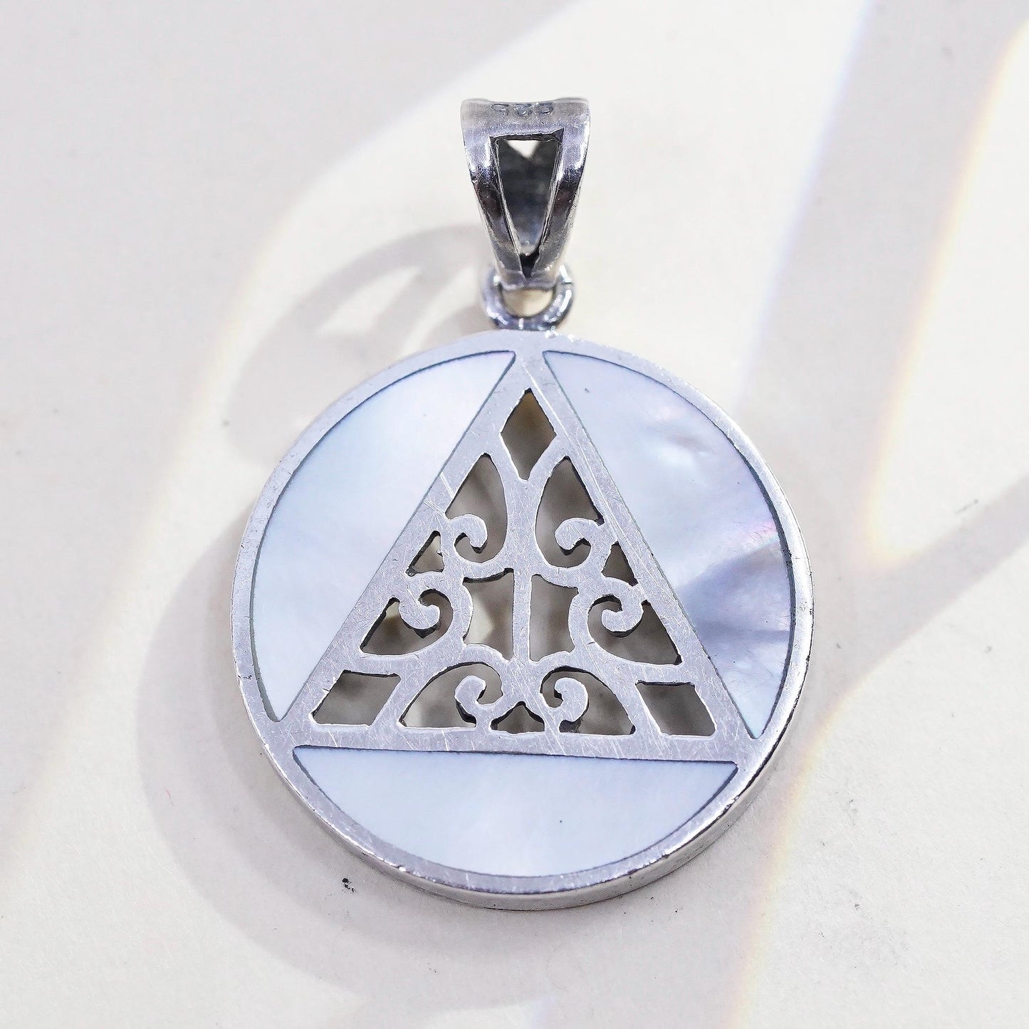 VTG sterling 925 silver handmade round filigree pendant mother of pearl inlay