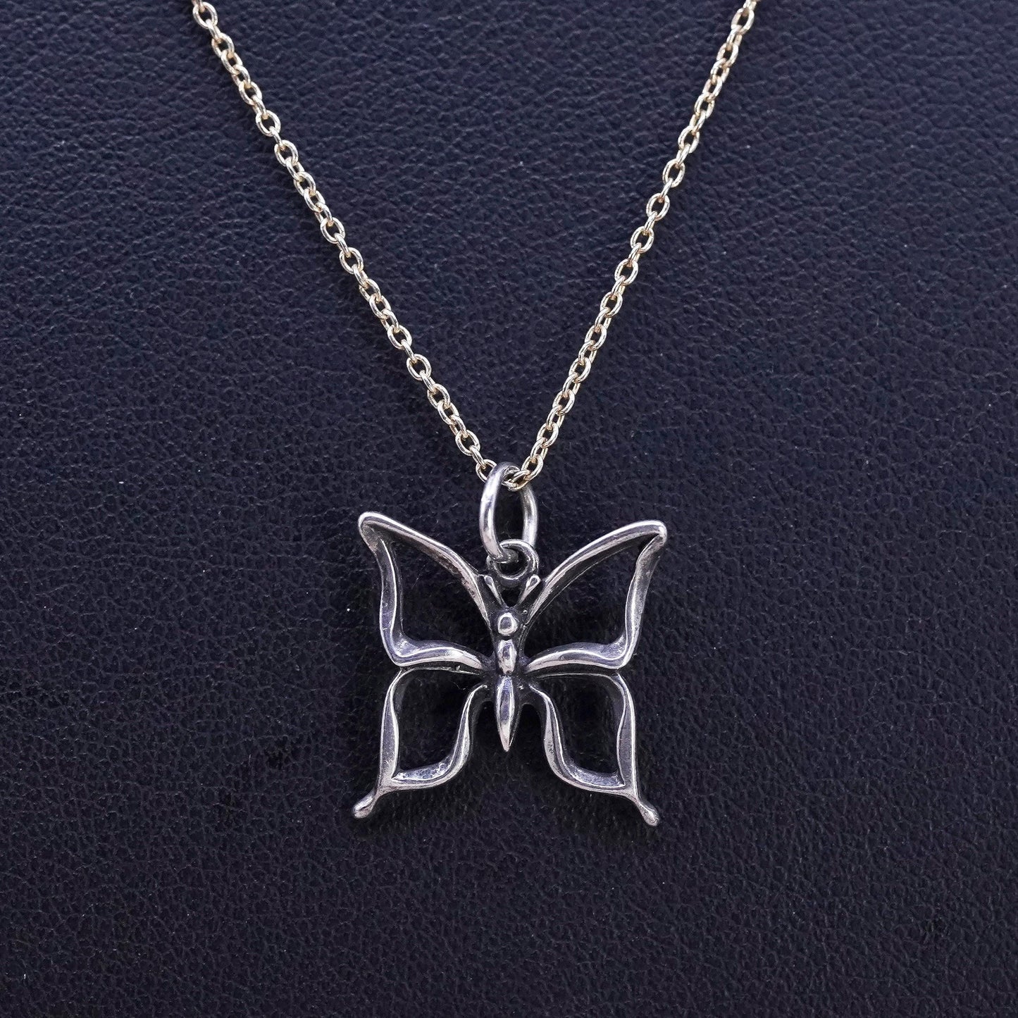 18", yellow gold tone Sterling 925 silver circle necklace w/ butterfly pendant