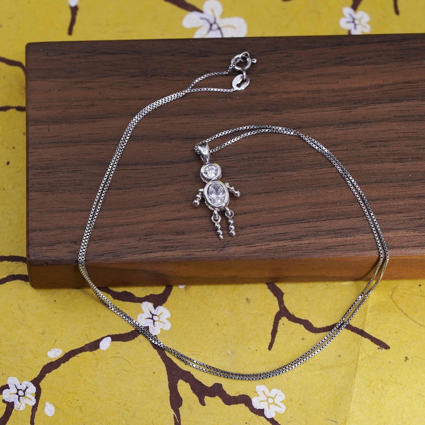 24", VTG Sterling silver box chain, Italy 925 necklace clear crystal boy charm