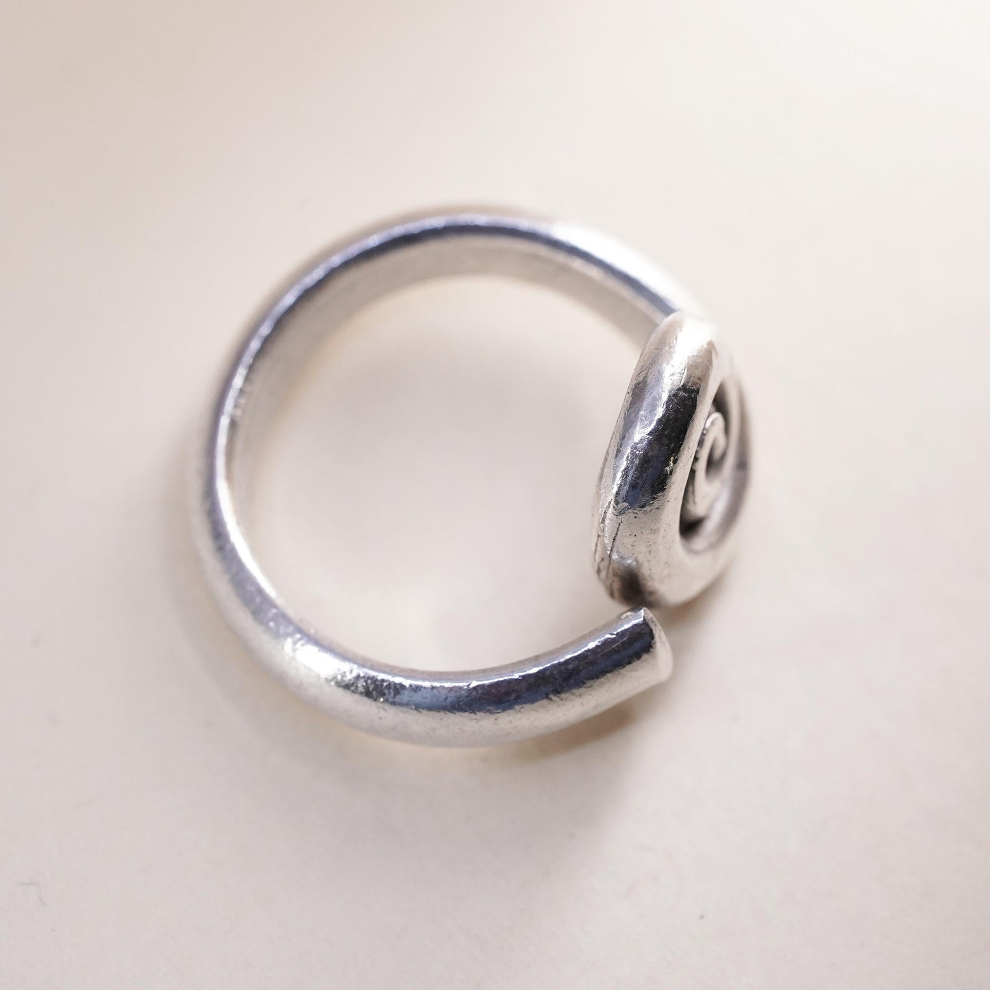 Size adjustable, vintage sterling silver statement ring, mexico 925 swirly band