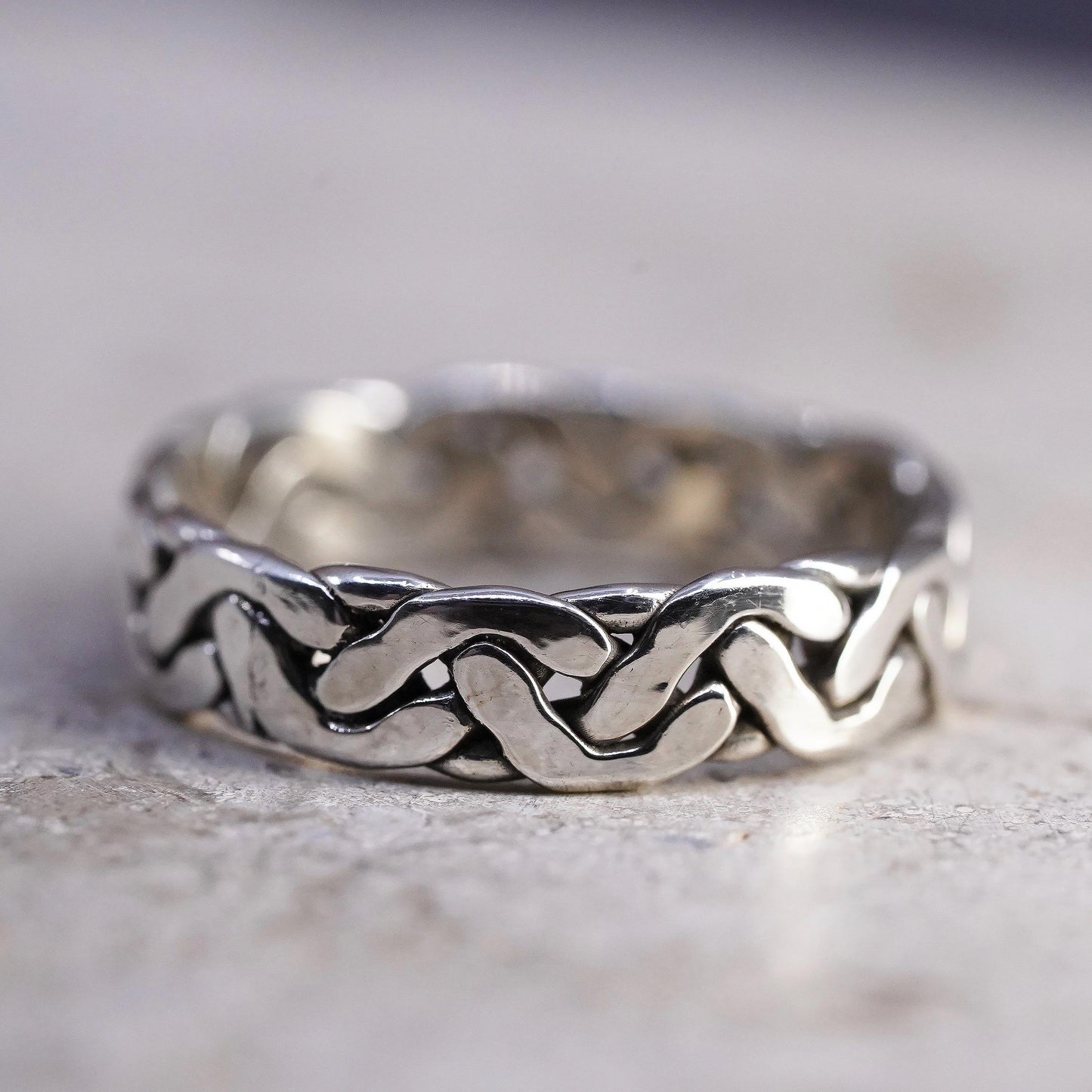 Size 7, vintage Sterling silver handmade ring, solid 925 silver cable band