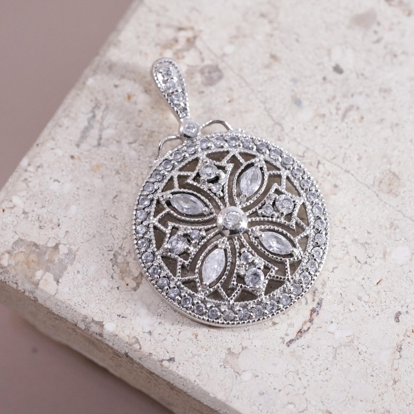 Vintage Sterling 925 silver circle pendant with cluster cz