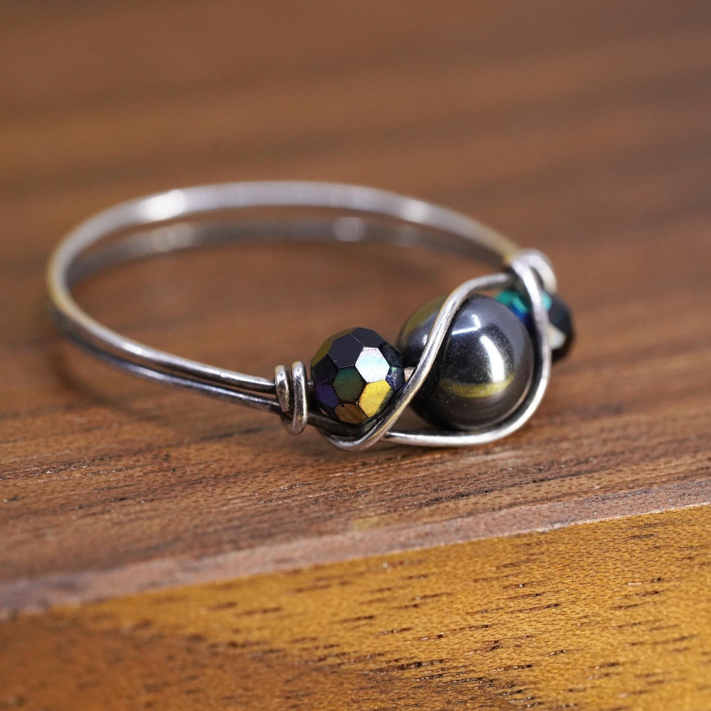 Size 9, VTG Sterling silver handmade knot ring, 925 wired band hematite bead