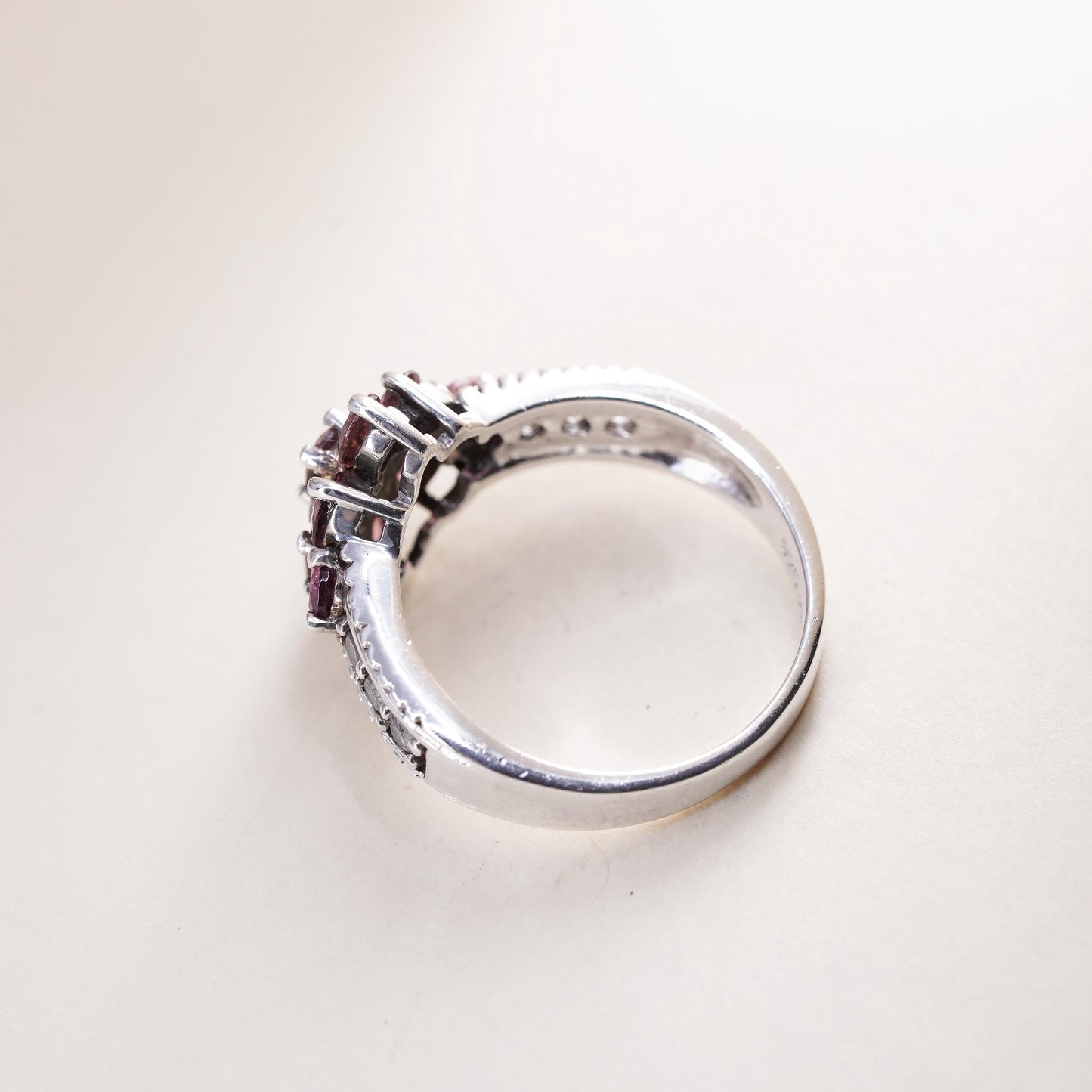Size 7, vintage Sterling 925 silver ring with pink crystal and cluster cz