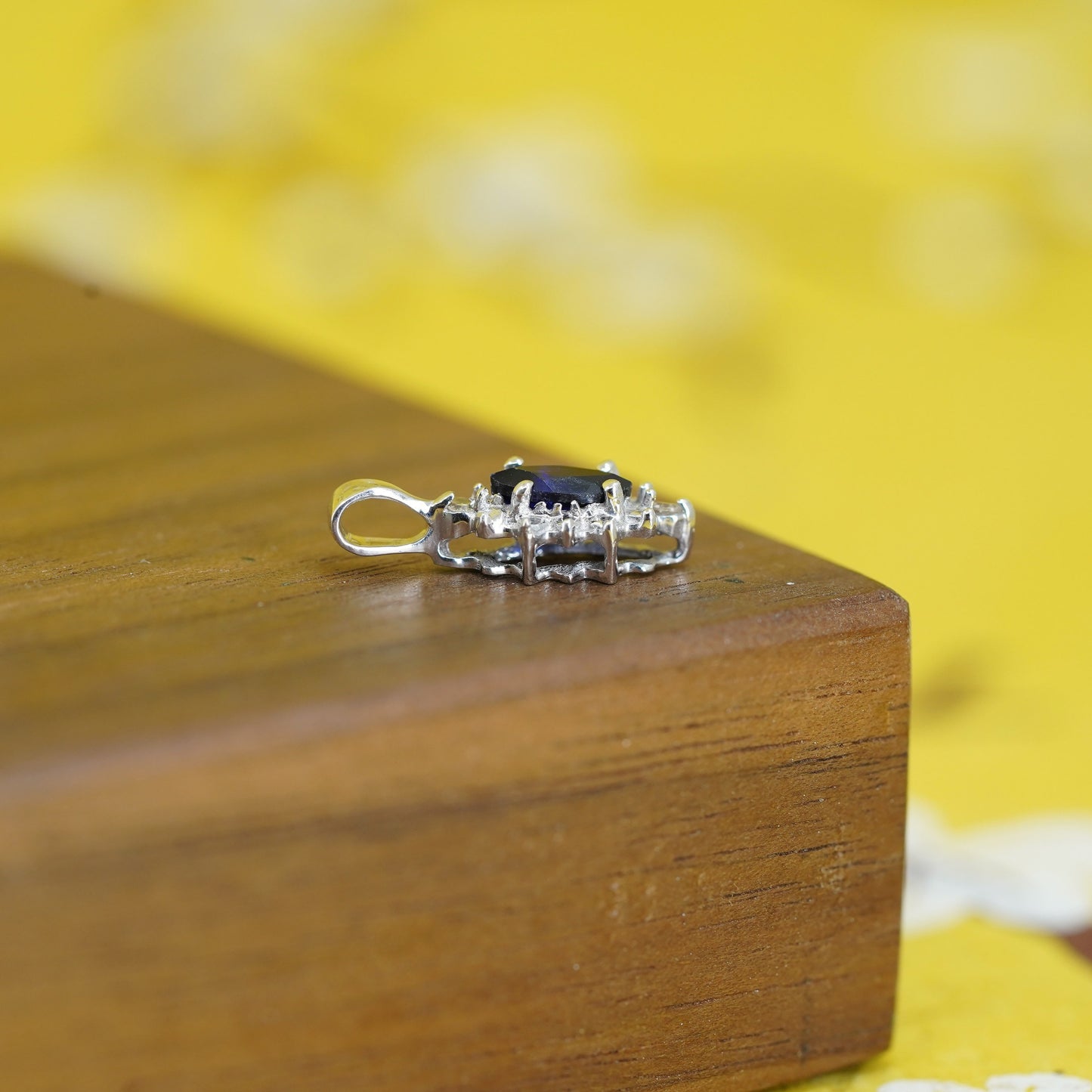 Vintage Sterling silver 925 pendant with blue sapphire and cz