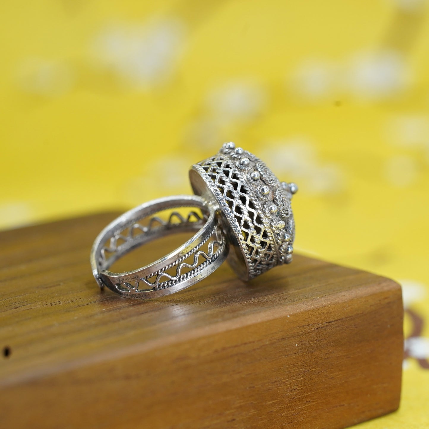 Size adjustable, Sterling silver ring, southwestern 925 filigree crown band