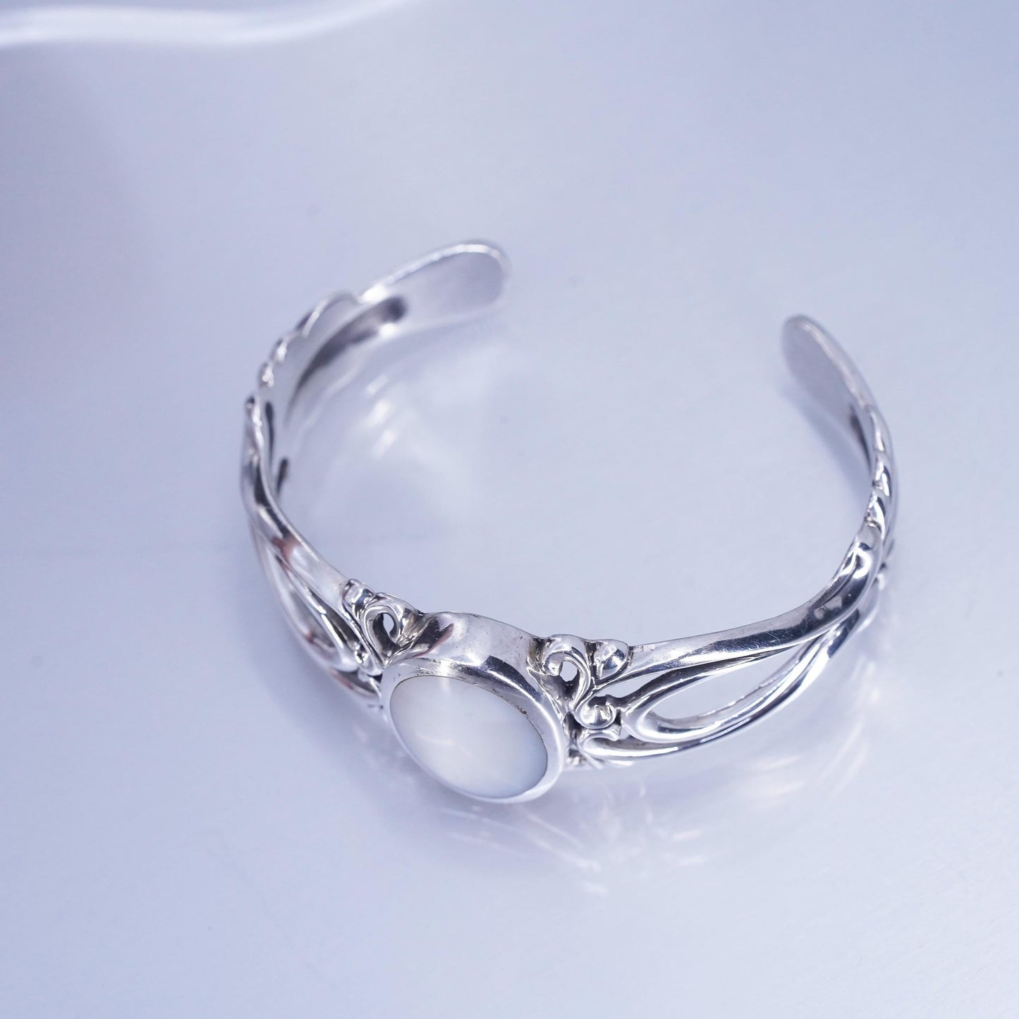 6”, vintage Kabana Sterling 925 silver bracelet, cuff with oval mother of pearl