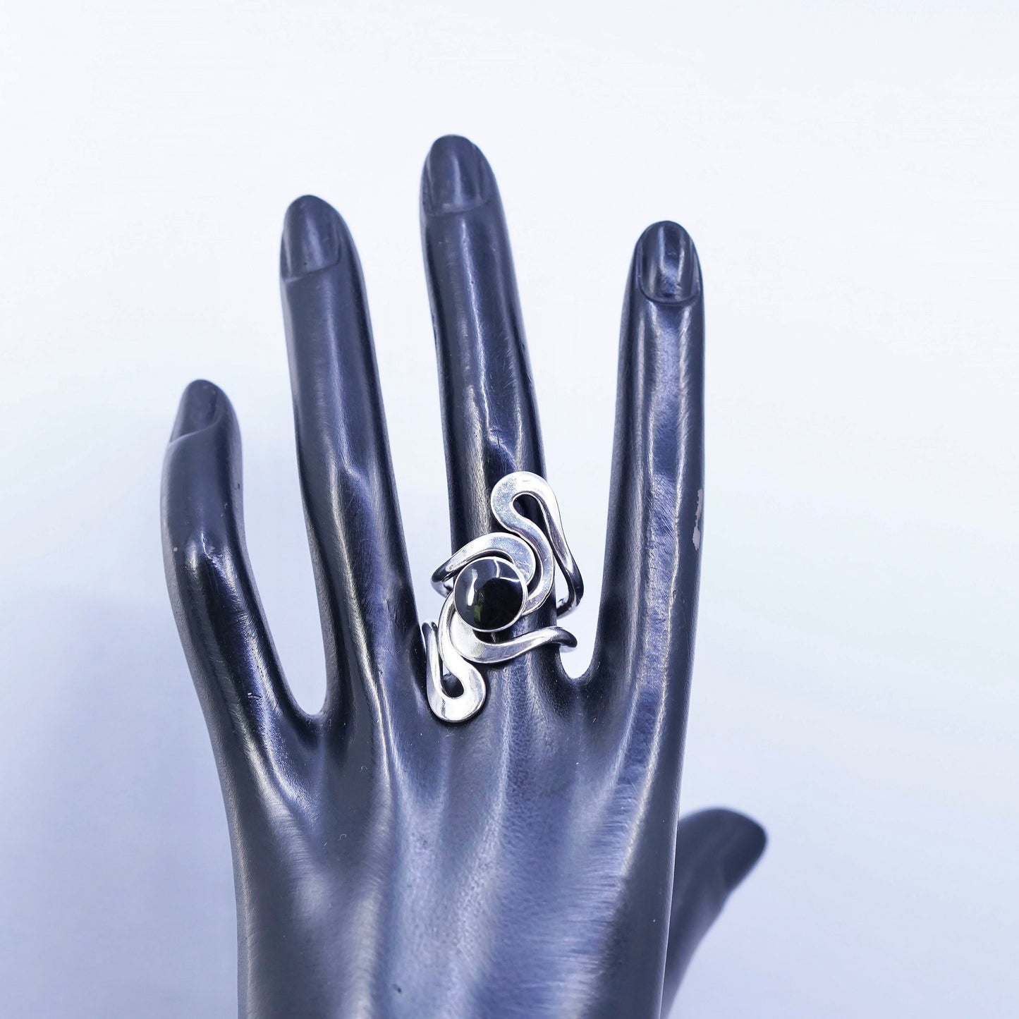 Size 7.25, vintage modern Sterling 925 silver handmade twisted ring with obsidian