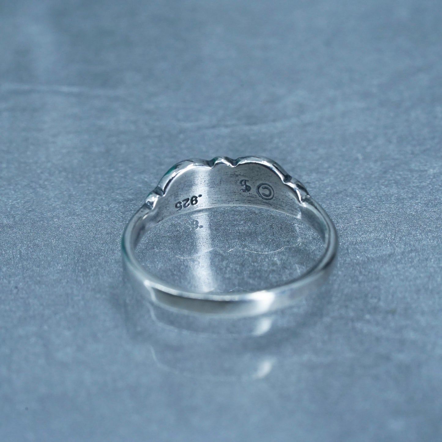 Size 6, Native American southwestern Sterling 925 silver ring, stackable band