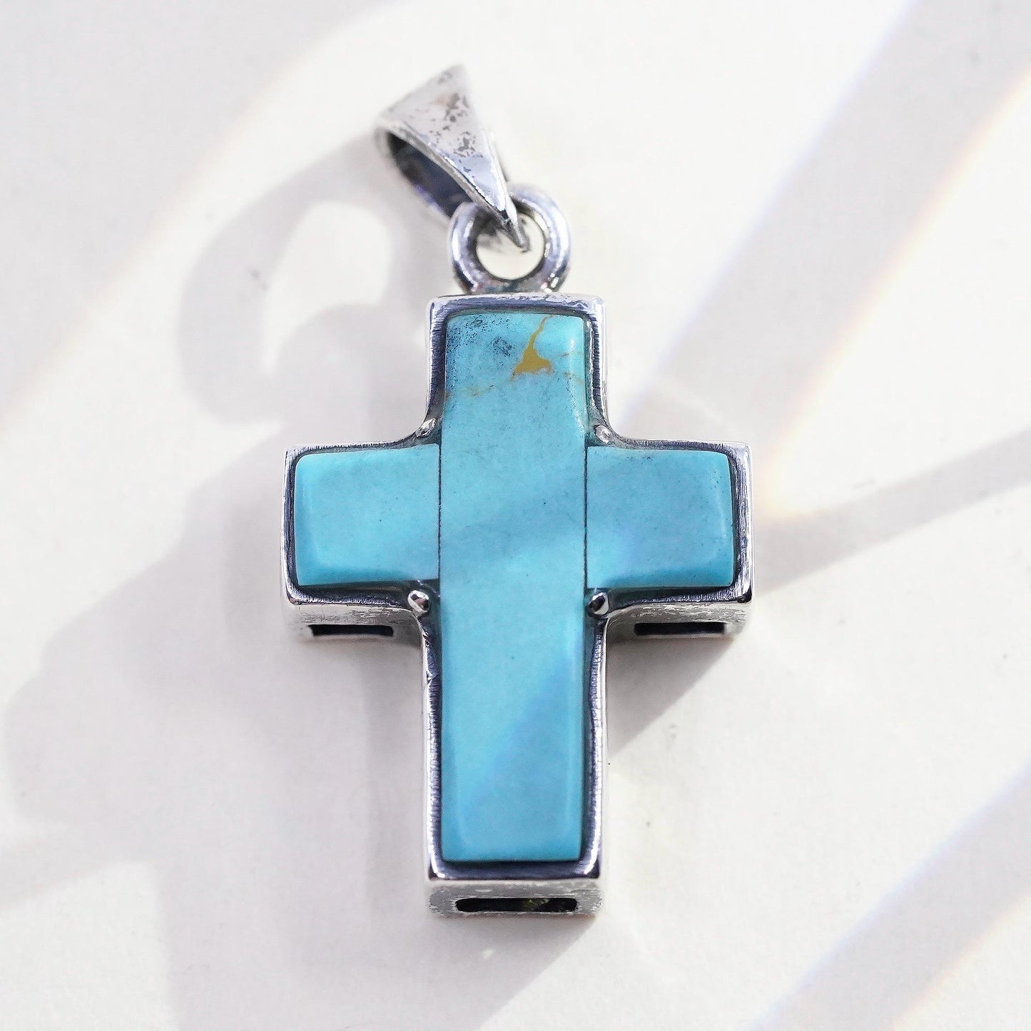 Vintage southwestern Sterling silver pendant, filigree 925 cross turquoise
