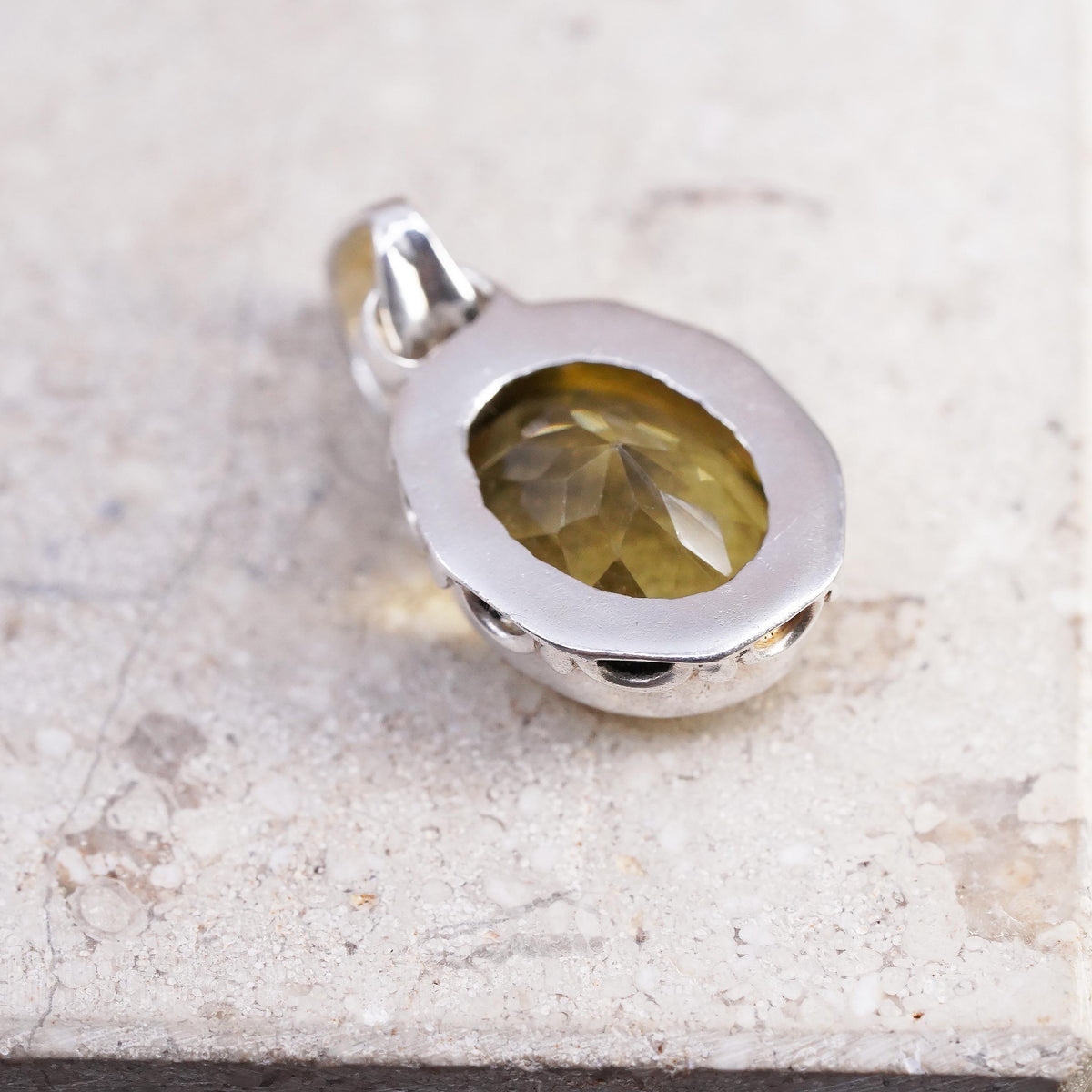 Vintage sterling silver 925 handmade oval pendant with citrine