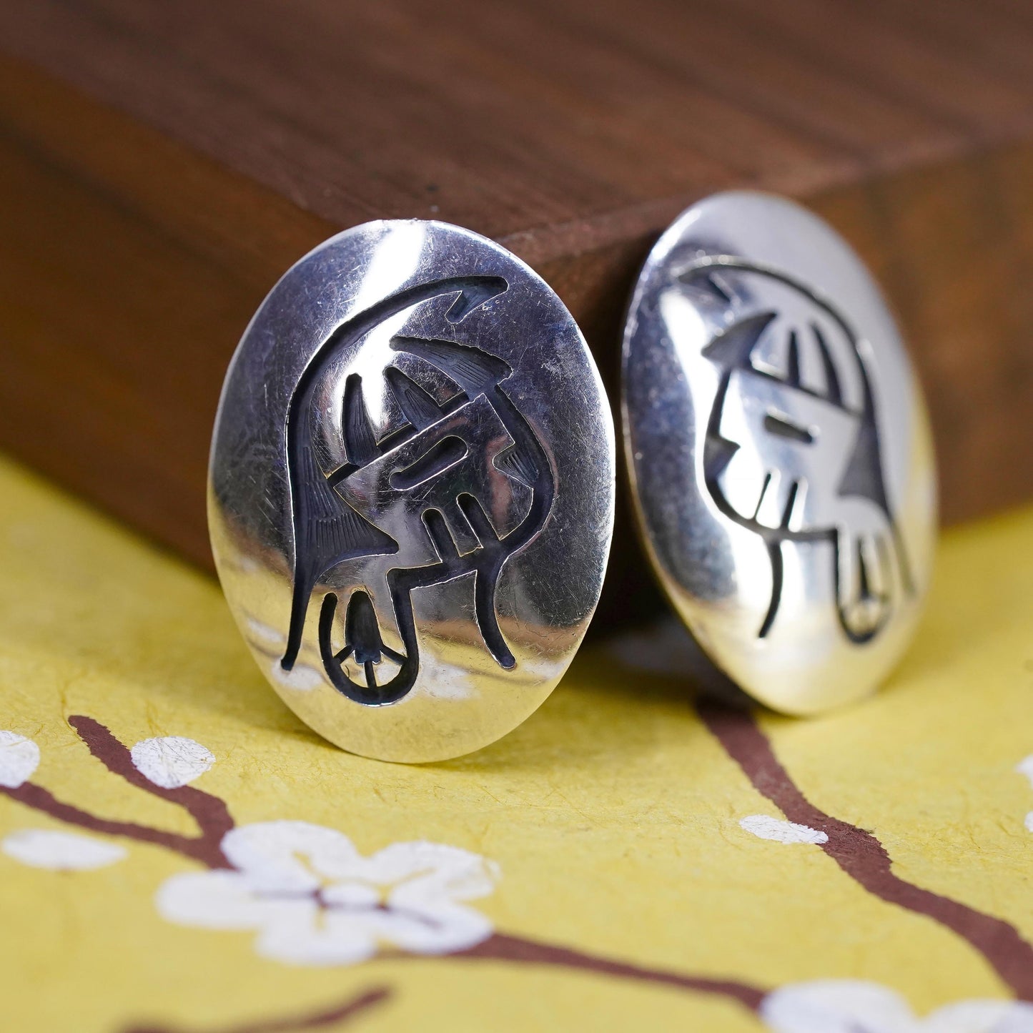 Native American Fernando Puhuhefvaya Sterling 925 silver oval earrings, clip on
