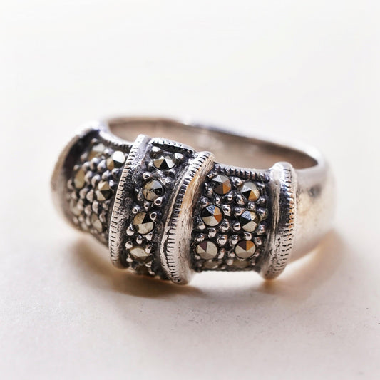 Size 5.5, Vintage Sterling silver ring, 925 ribbed band with cluster marcasite