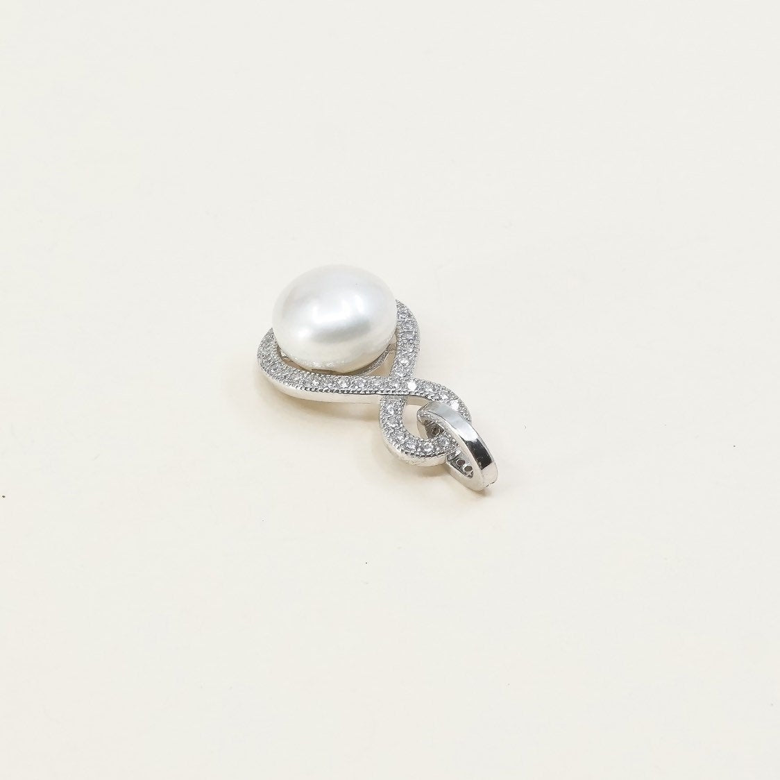 VTG handmade sterling silver pendant, 925 pendant with pearl and crystal