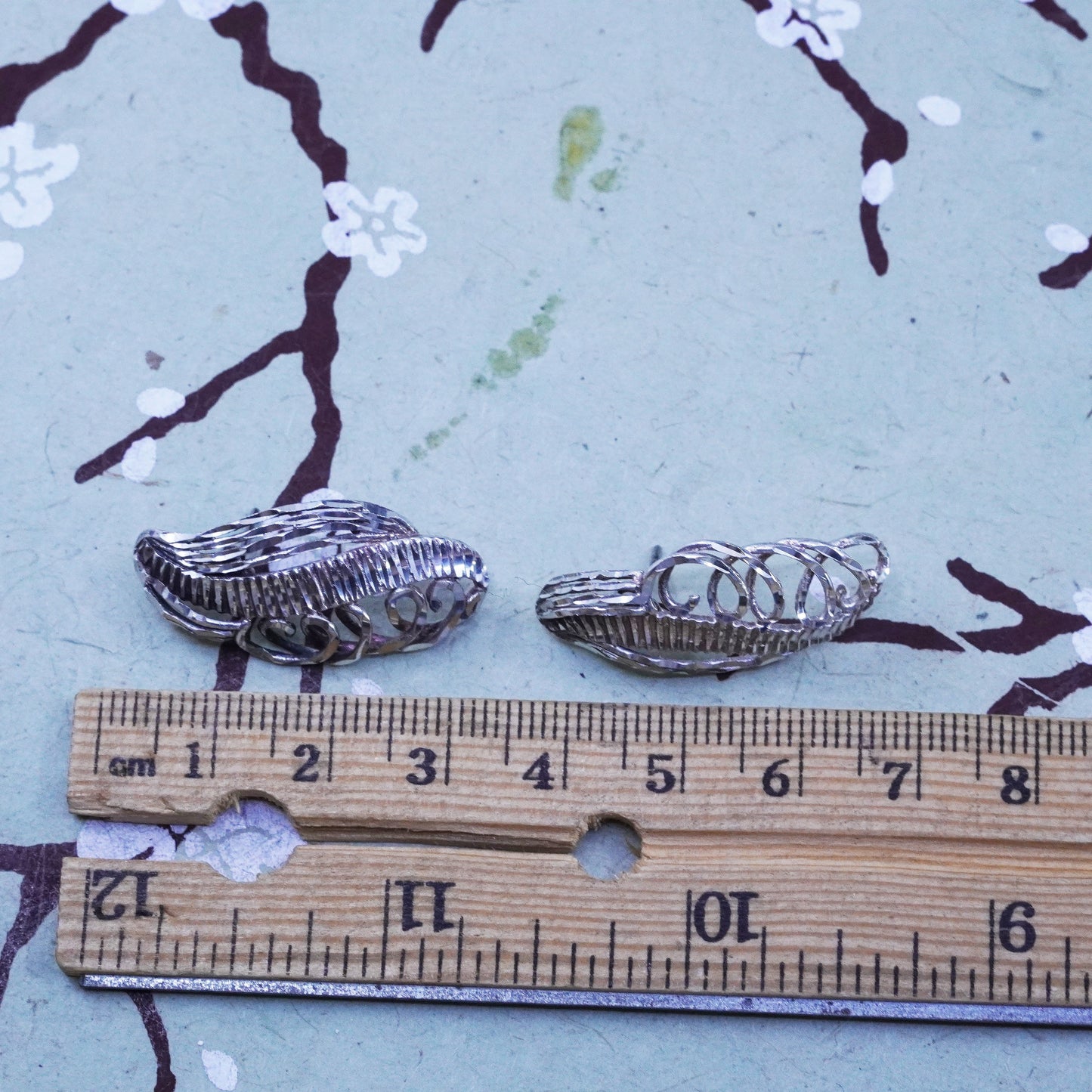 Vintage southwestern Sterling silver handmade earrings, 925 filigree studs