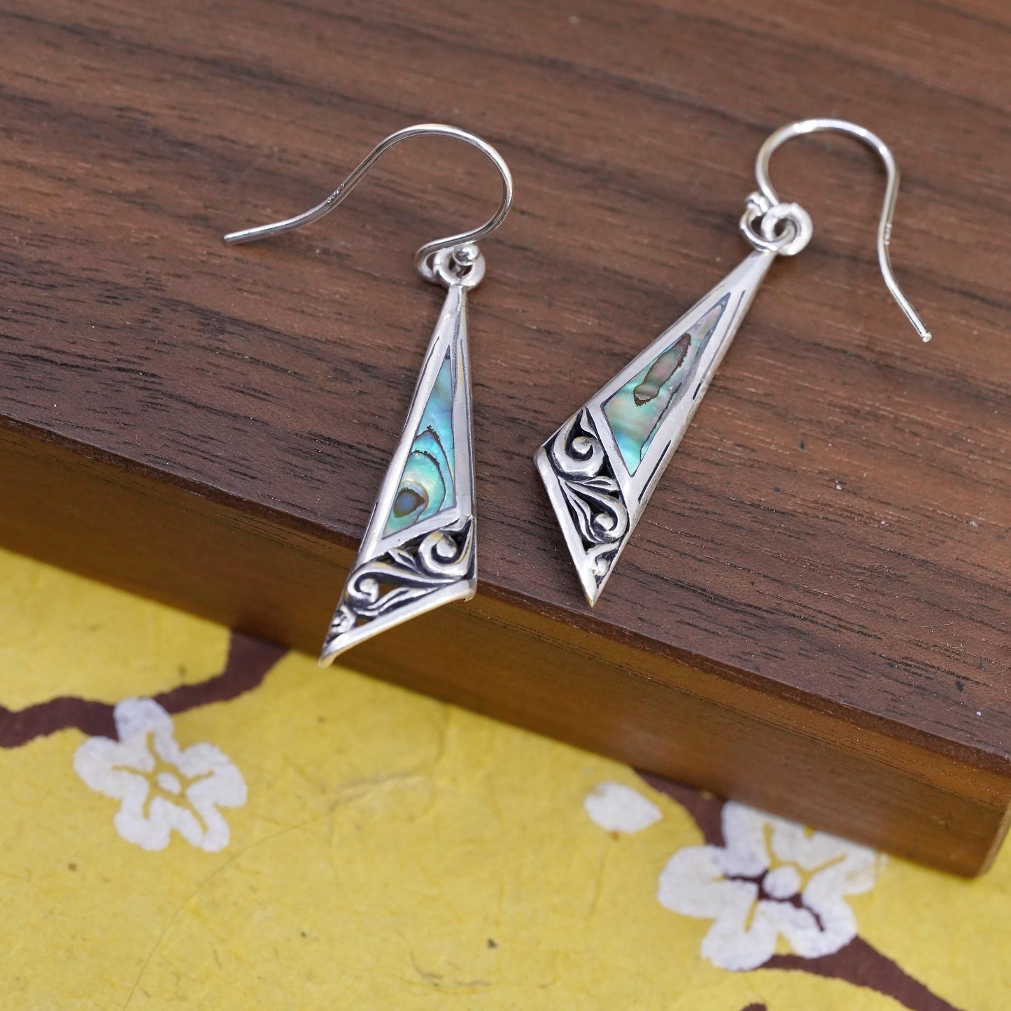 Vintage Sterling 925 silver handmade filigree earrings with abalone inlay