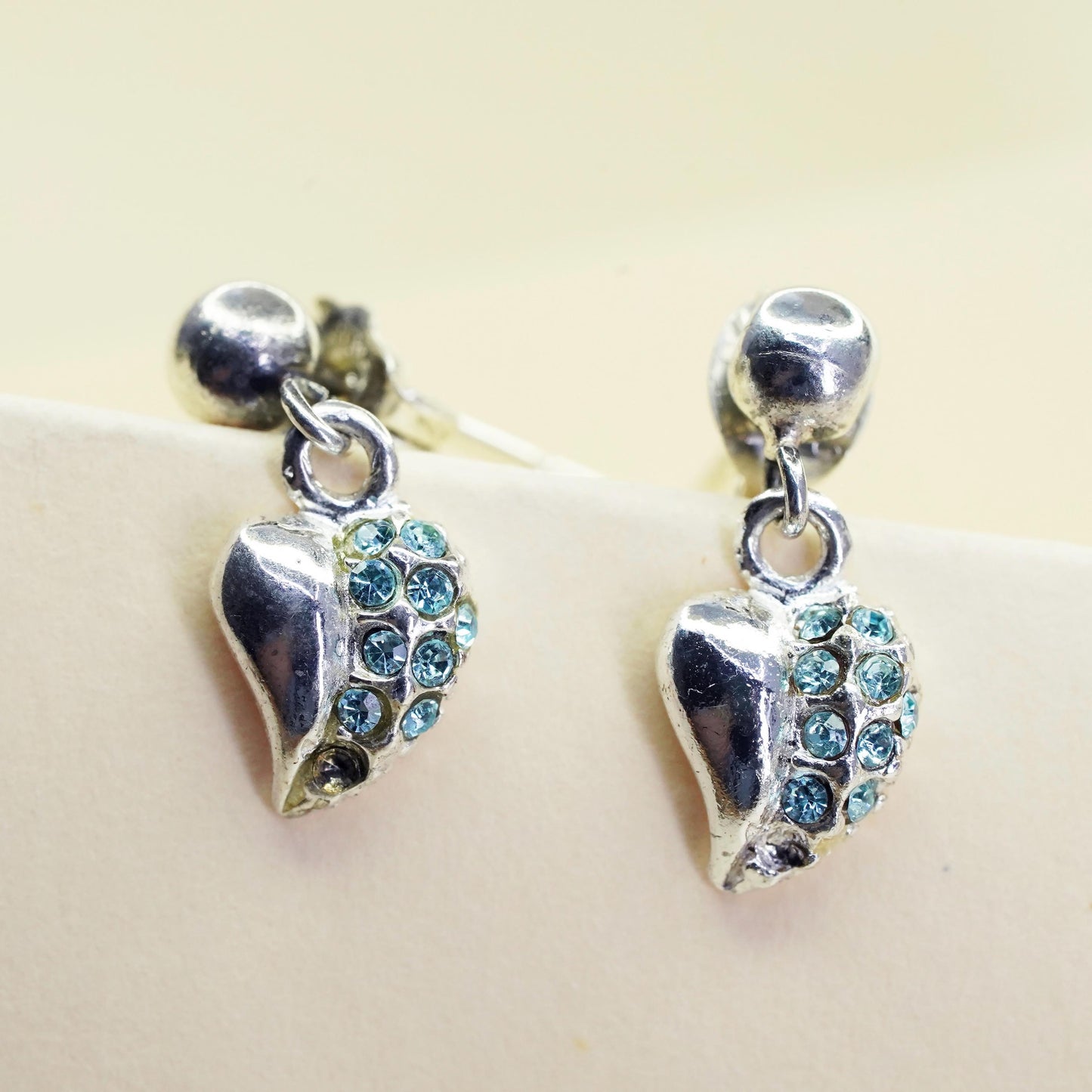 Vintage sterling 925 silver handmade earrings with heart dangles and green cz