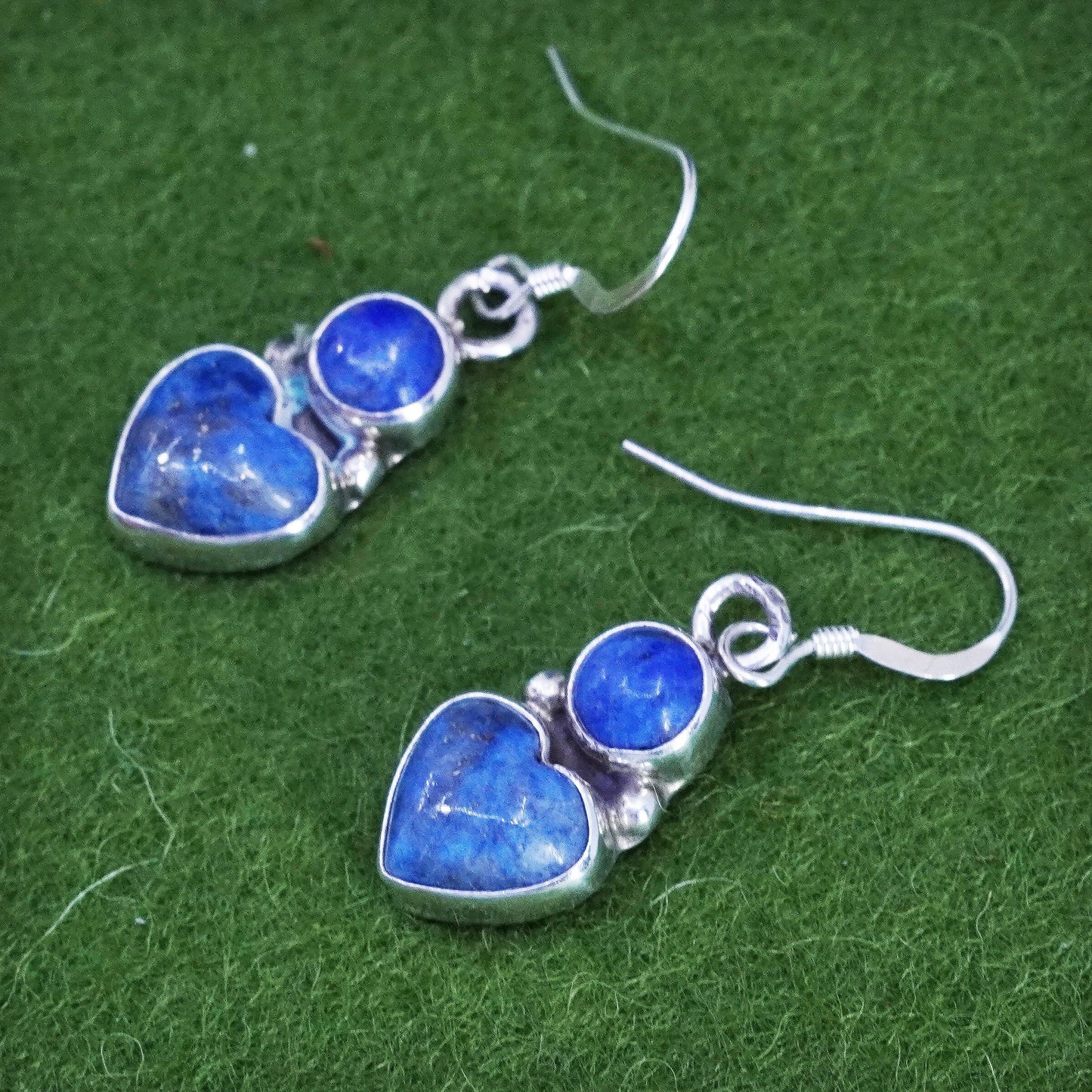 Native American KE sterling silver 925 handmade earrings with heart sodalite