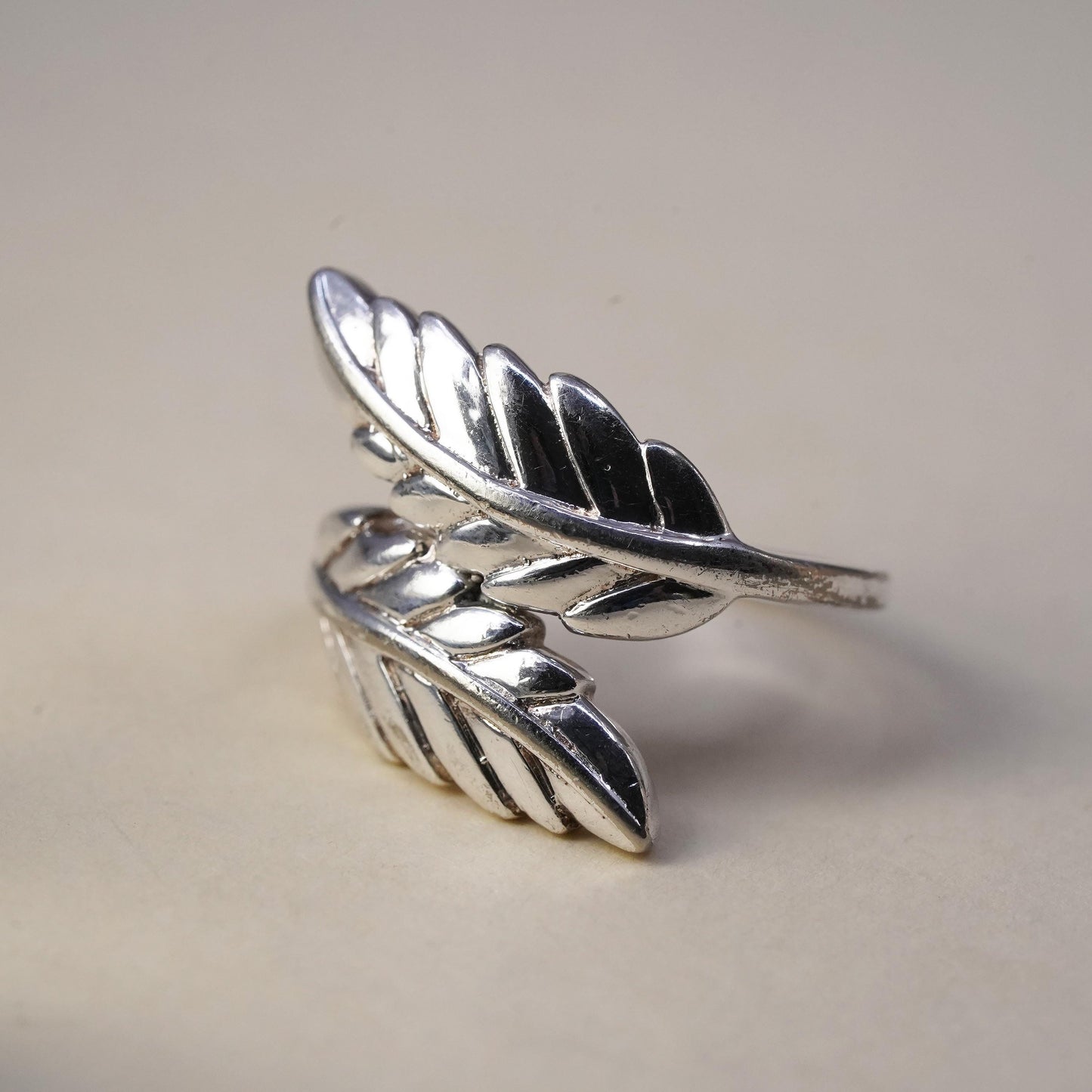 Size 5.5, vintage Sterling silver handmade ring, 925 leaves band