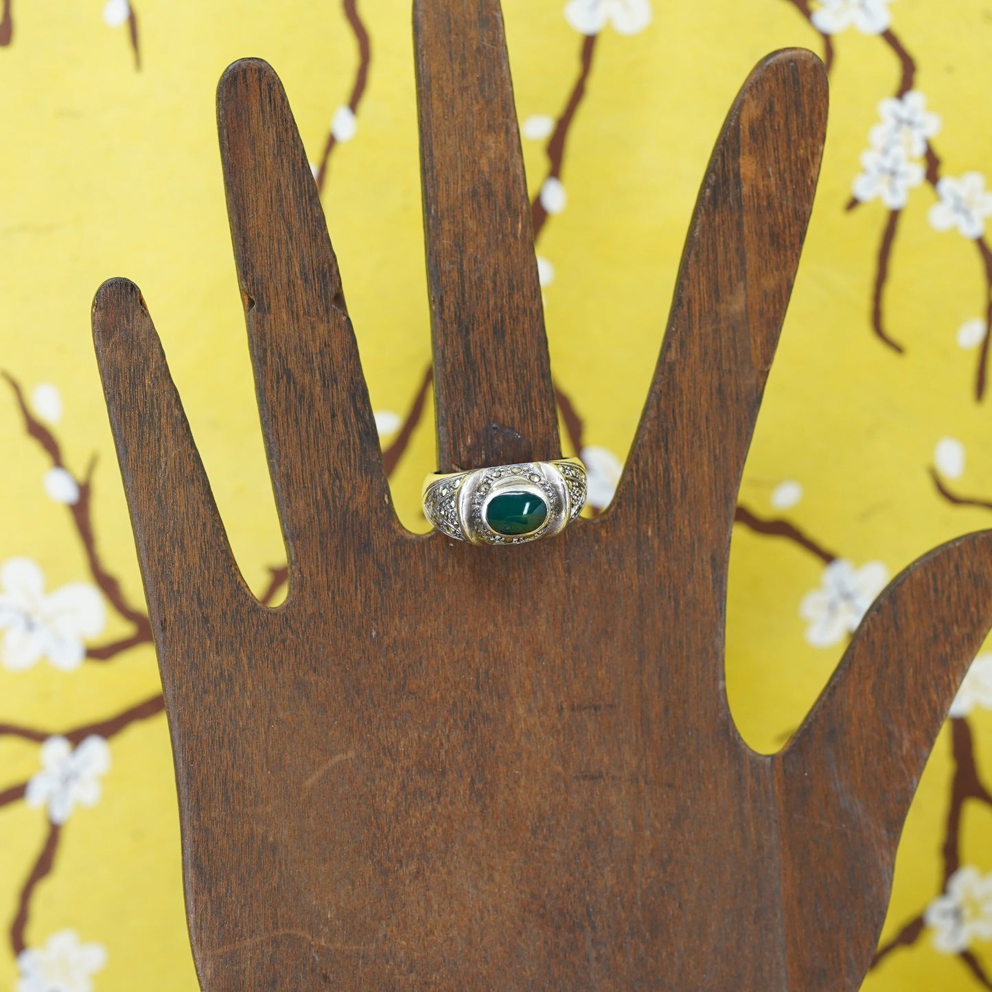 Size 8, Sterling 925 silver handmade statement ring with green onyx marcasite