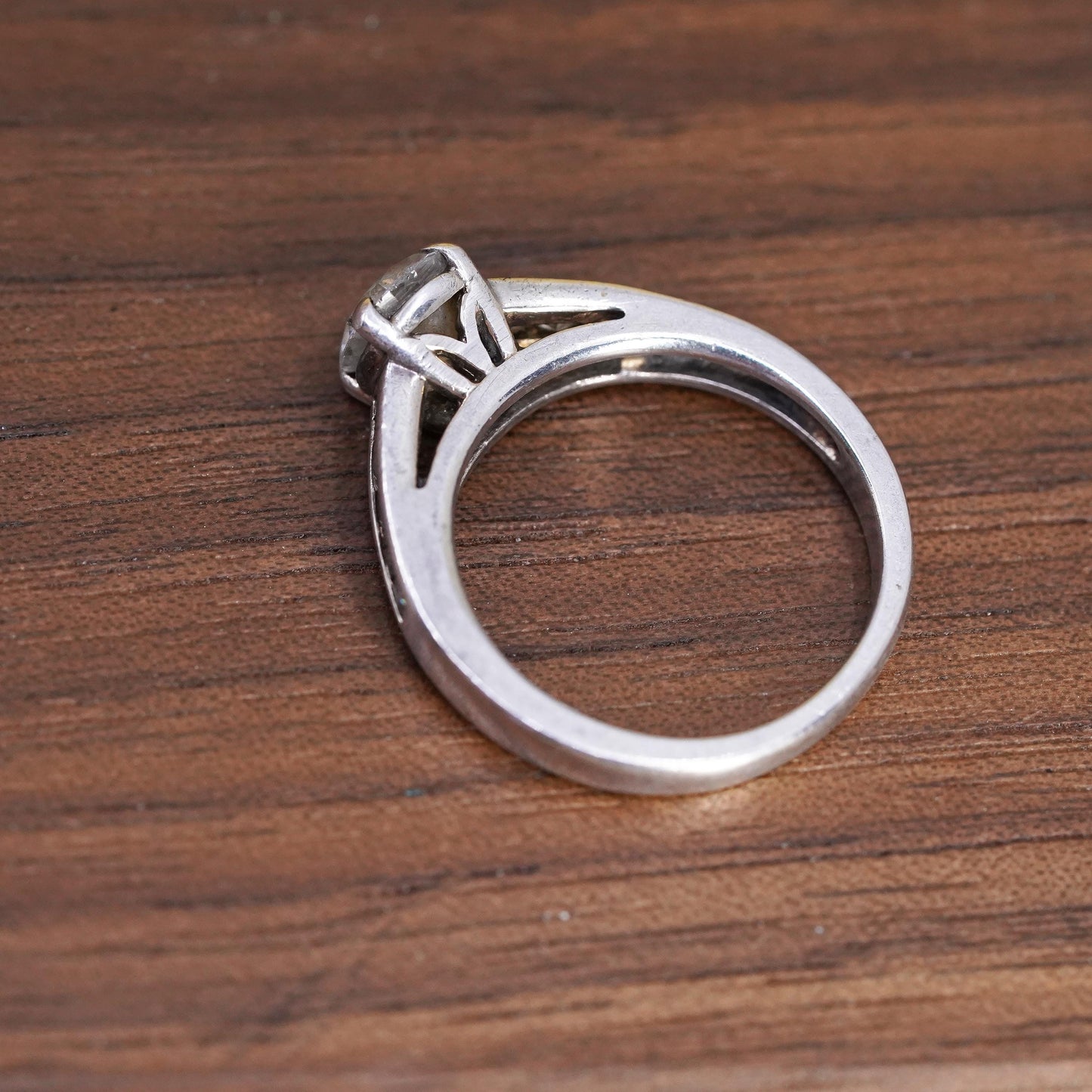 Size 7, vintage Sterling silver 925 engagement ring with cz