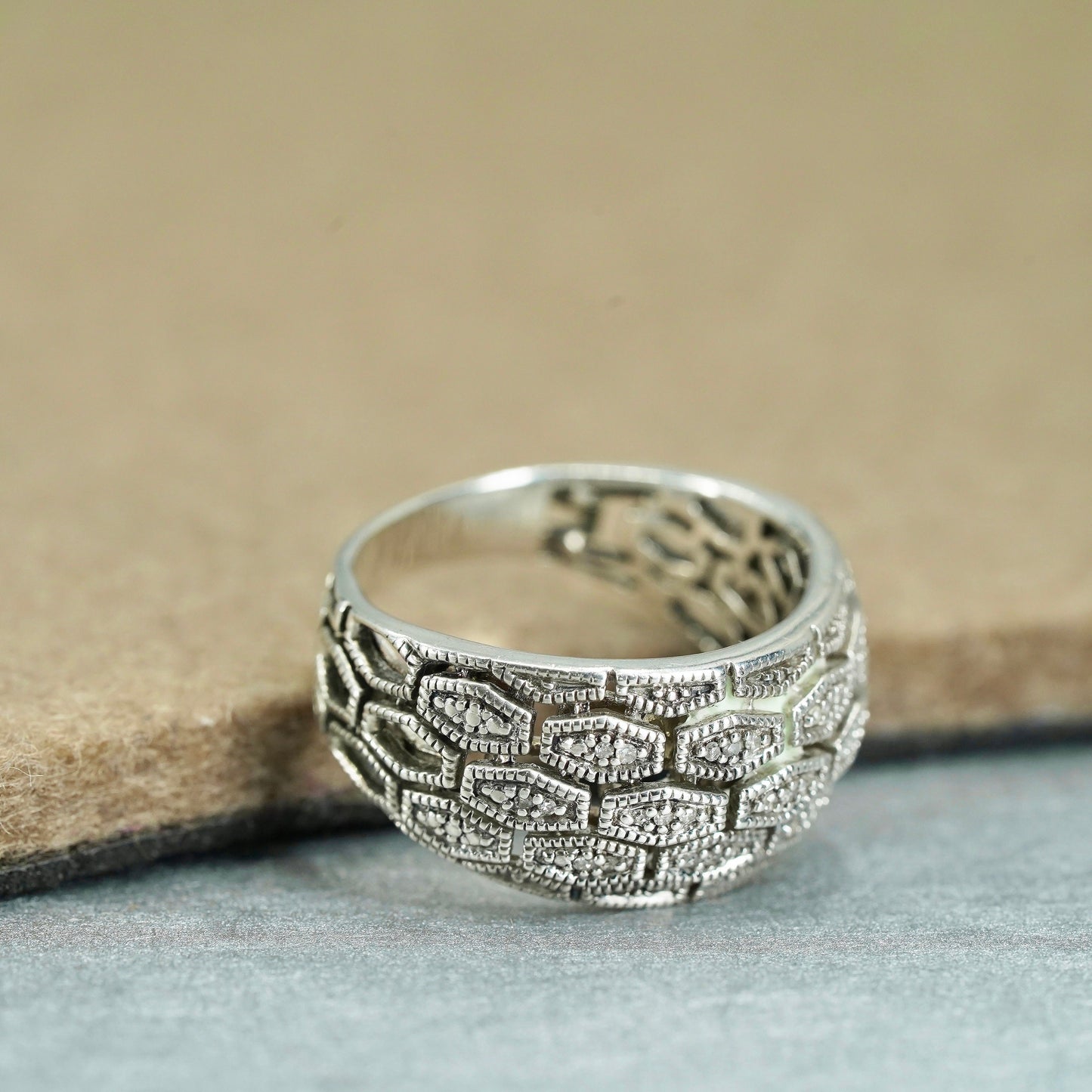 Size 9.5, vintage Sterling 925 silver ring, filigree band with cluster diamonds